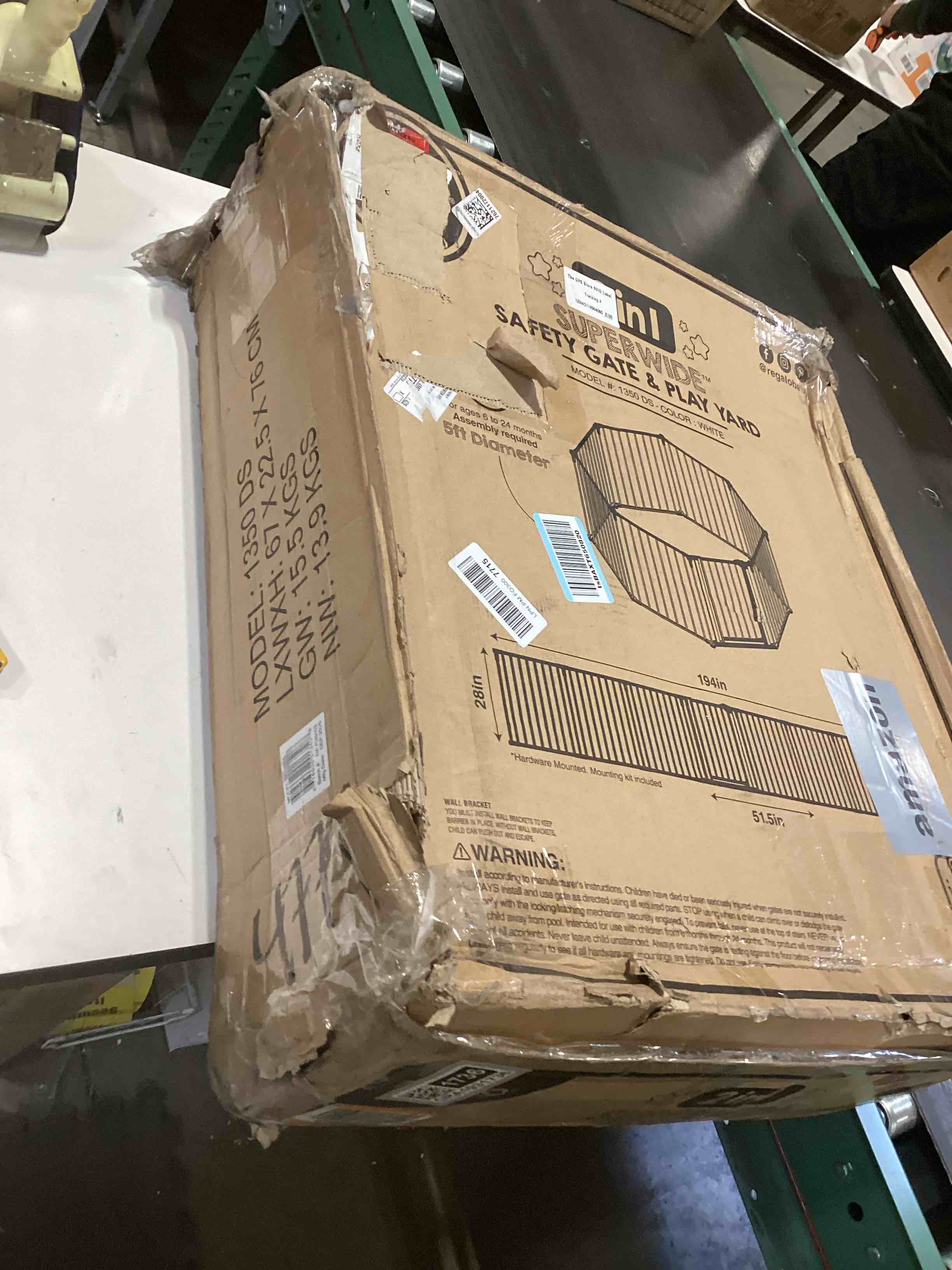 Condition photo showing Good Condition for Regalo SAFETY 194-Inch Super Wide Baby Gate & Play Yard, 2-in-1 Convertible Extra Wide Safety Barrier, Hardware Mounted for Toddlers & Pets, American Designed, American Owned, For Children 6-24 Months 50.5-192"W x 28"H White