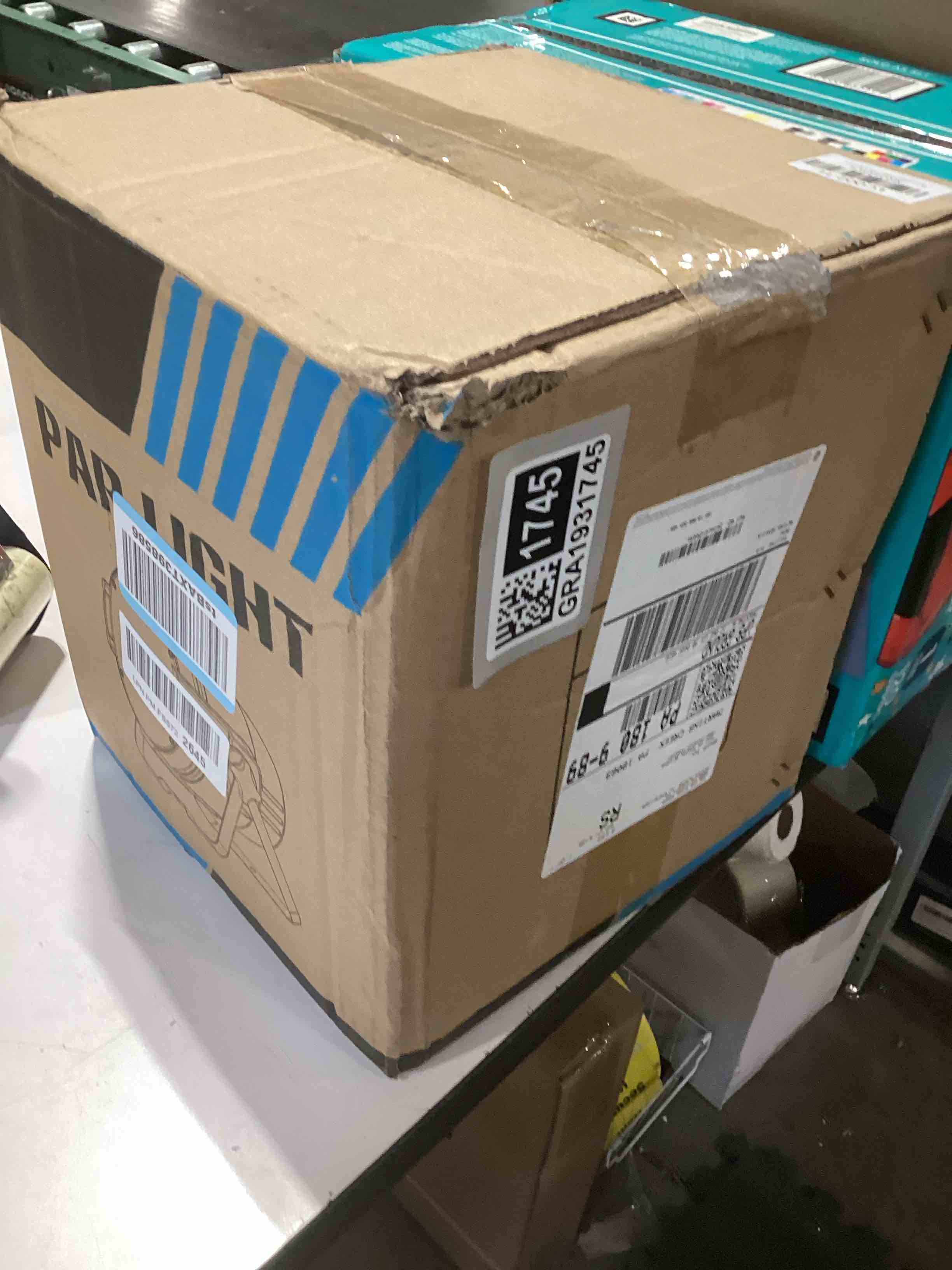 Condition photo showing As Is for BETOPPER Stage Lights, 200W COB LED Stage Spotlights, Warm & Cold White LED Par Light, DMX/Master-Slave Lights’, Spotlight/Fresnel Lighting for Church, Wedding, Theater, Photo Studio 1