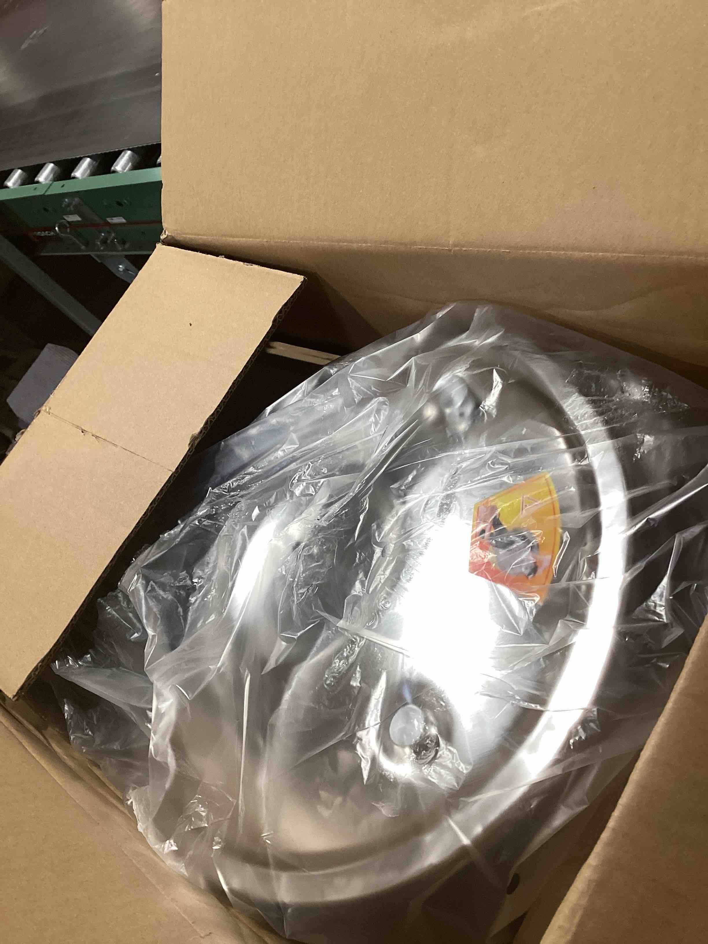 Condition photo showing Good Condition for Pressure Cooker Stainless Steel pressure cooker 8 qt Commercial Stove Top Pressure Cooker Pot, Compatible with Gas & Induction Cooker 8+ qt for canning stainless steel