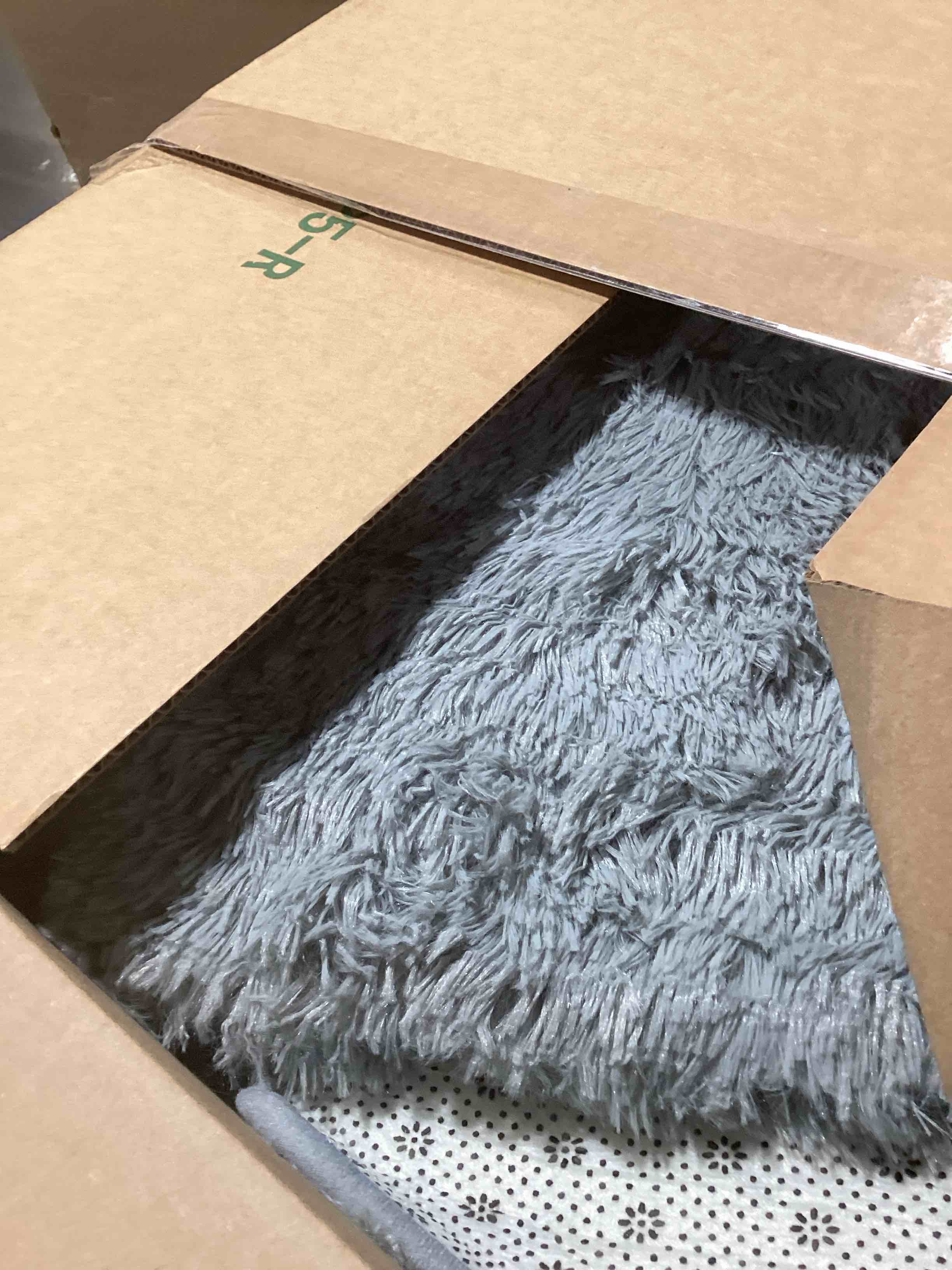 Condition photo showing Good Condition for Fluffy Rug Shaggy Area Rug, Gray 8x10 Area Rugs for Living Room, Large Shag Area Rugs for Bedroom Kids Room Home Decor, Upgrade Anti-Skid Rectangular Fuzzy Rugs