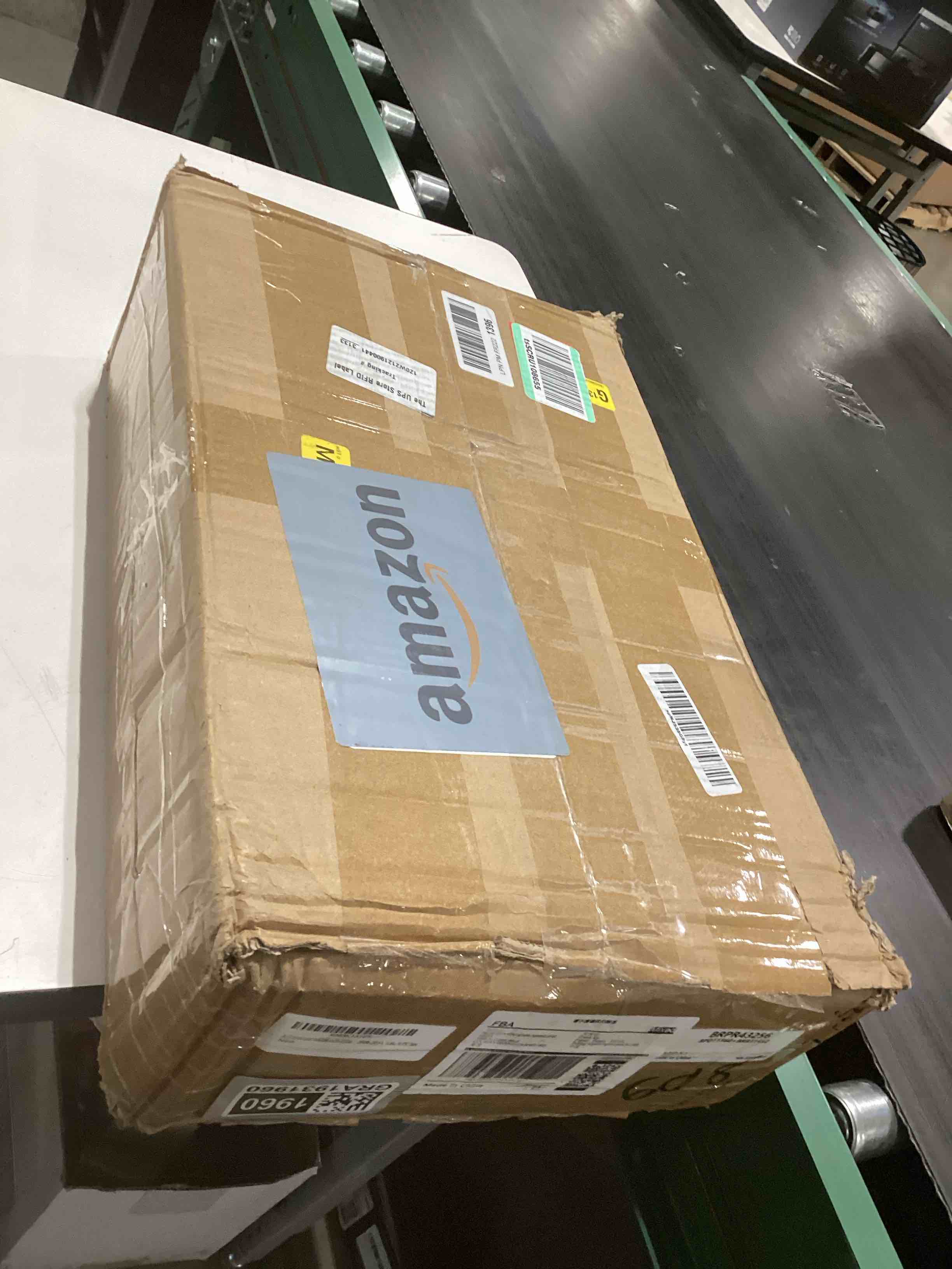 Condition photo showing As Is for A-Premium 10.08 inch (256mm) Front Vented Disc Brake Rotors + Ceramic Pads Kit Compatible with Select Hyundai and Kia Models - Accent 2006-2011, Rio/Rio5 2006-2011, 1.6L, 6-PC Set