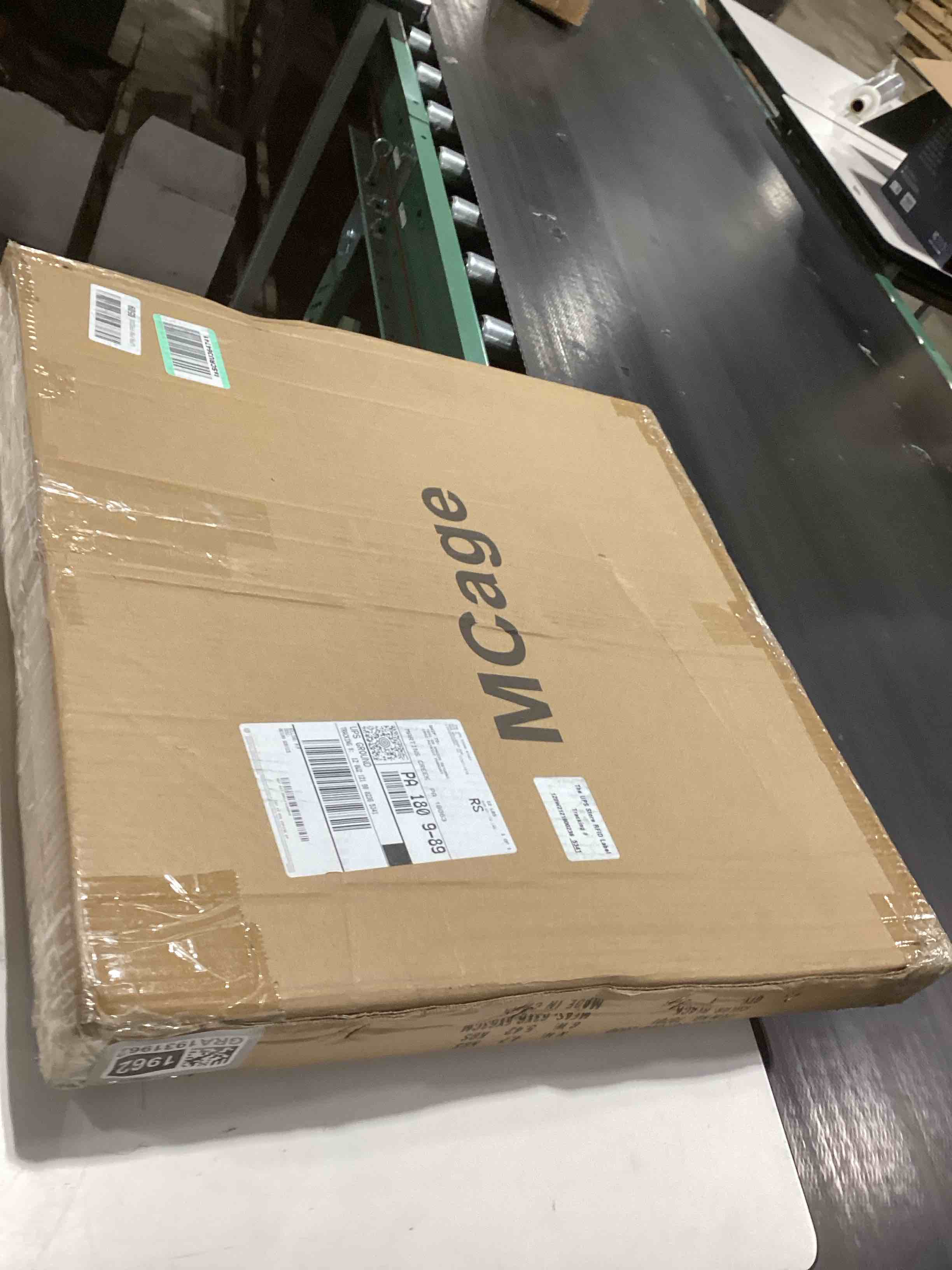 Condition photo showing Good Condition for 3-Levels Easy Portable Collapsible Ferret Chinchilla Sugar Glider Rats Mouse Animal Critter Chew-Proof Metal Carrier Travel Cage with Narrow 3/8-Inch Bar Spacing Easy to Setup No Tools Needed Black 3/8-Inch Bar Spacing