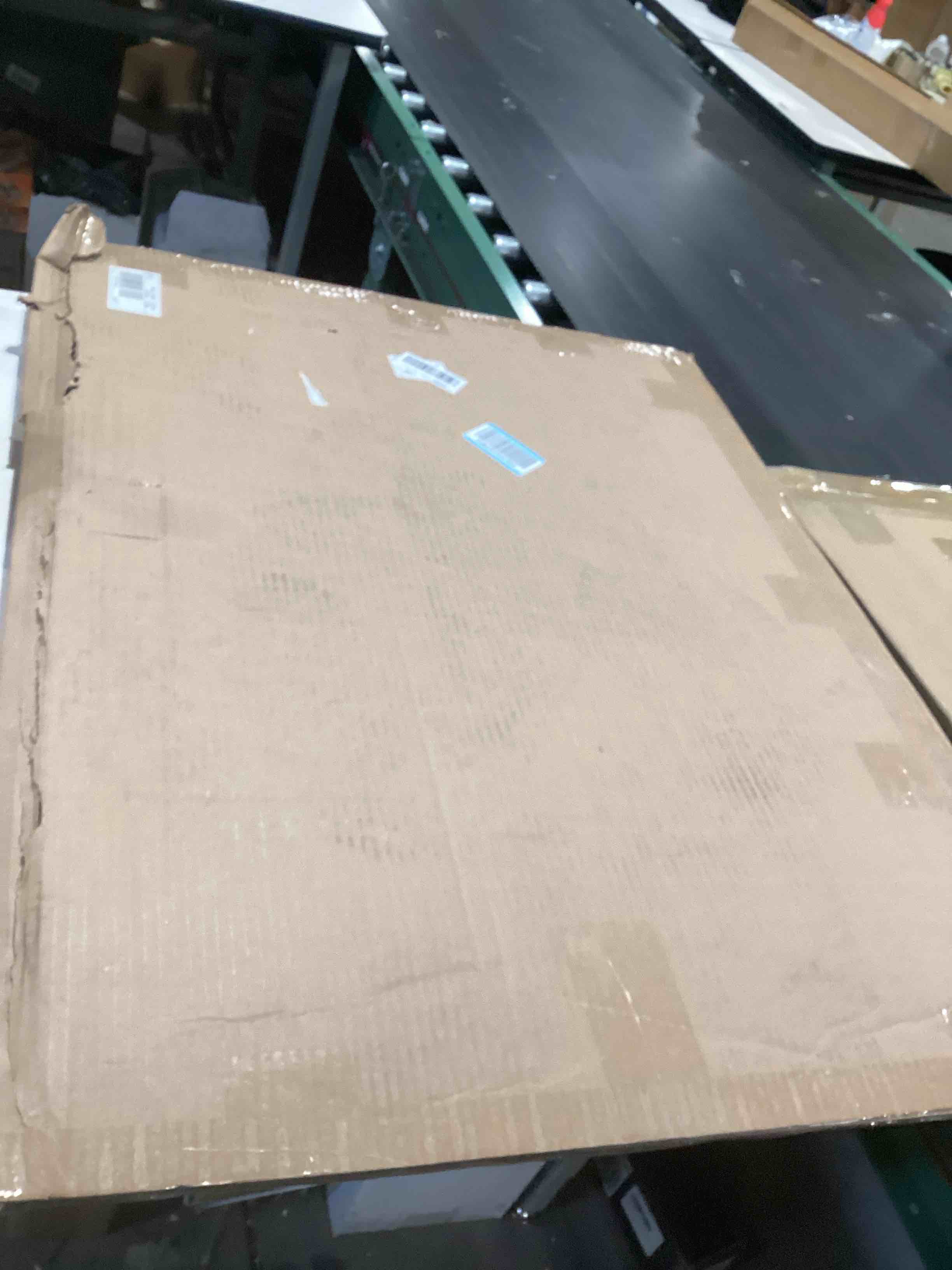 Condition photo showing Good Condition for Artificial Grass for Dogs Pee Tray Fake Grass Mat for Professional Puppy Potty Trainer Replacement Dog Grass Pad for Indoor and Outdoor (25.6x19.6 Inch(Pack of 2))