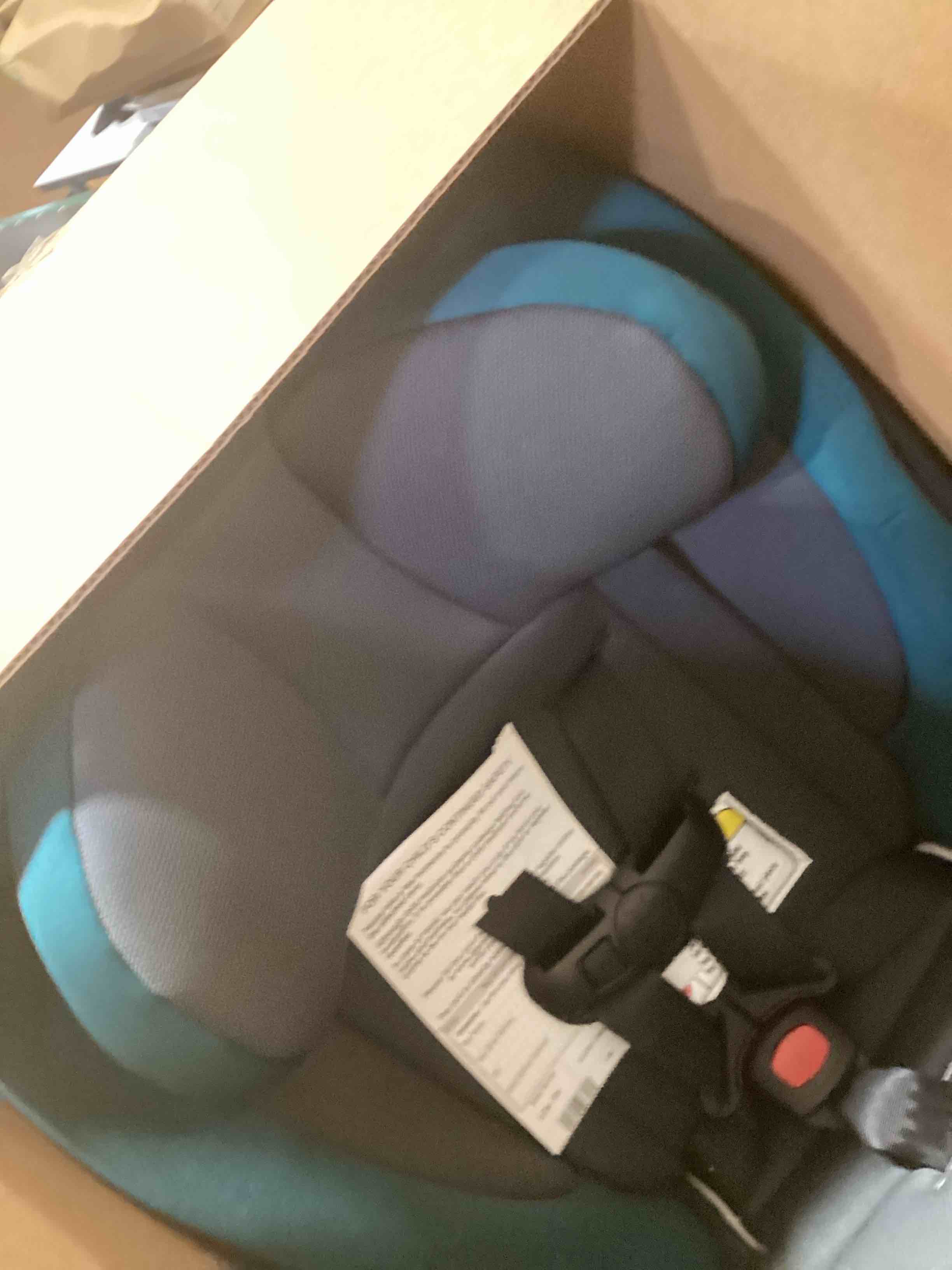 Condition photo showing Good Condition for Safety 1st Ellaris 3-in-1 Convertible Car Seat, Slim Fit Design, Rear & Forward-Facing, 5-Position Headrest, 3-Across Fit, Travel-Friendly with Machine-Washable Seat Pad, Peacock Blue