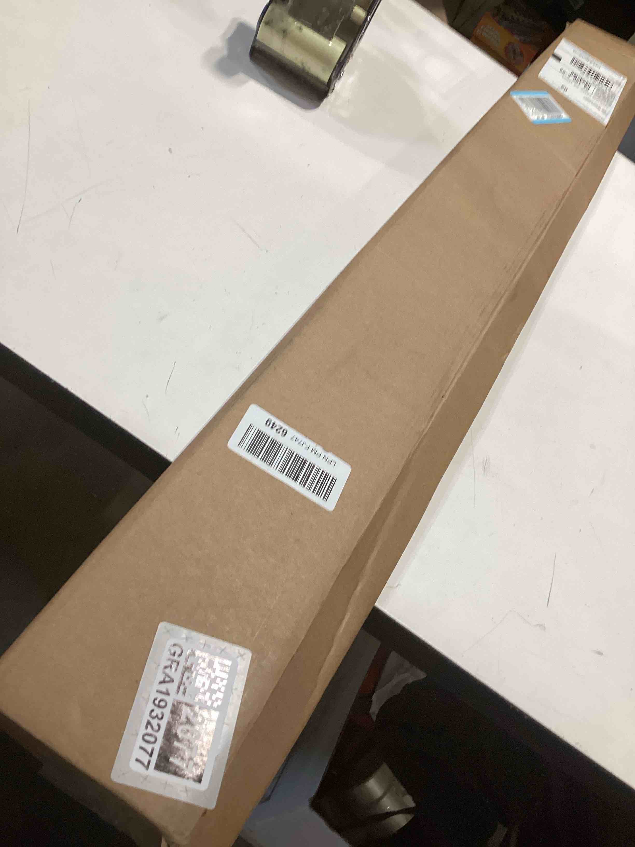Condition photo showing Good Condition for Rear Bumper Guard for Land Rover Defender 2020-2025 | Gloss Black ABS Protection Cover | Anti-Scratch & Impact Strip for Defender 90 110 130 | Easy Installation Exterior Trim(Rear Bumper Cover)