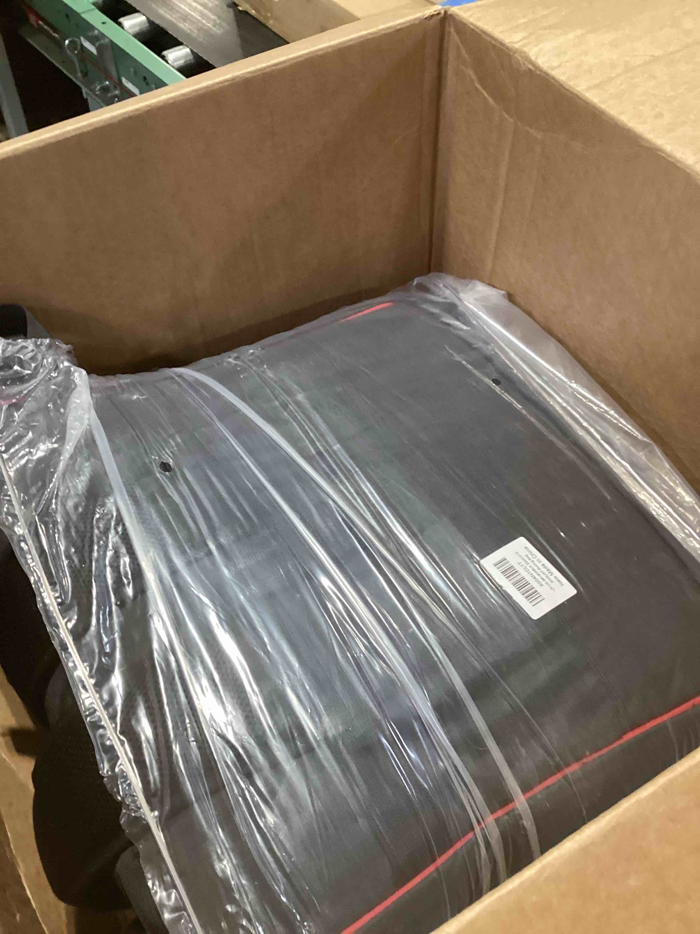 Condition photo showing item condition for SNIGJAT 88 Key Keyboard Case with Wheels (Interior: 56.5"x16.2"x6.8"), Soft 88 Key Rolling Keyboard Case with Detachable Paddings & Adjustable Shoulder Straps, Full Padded Piano Bag