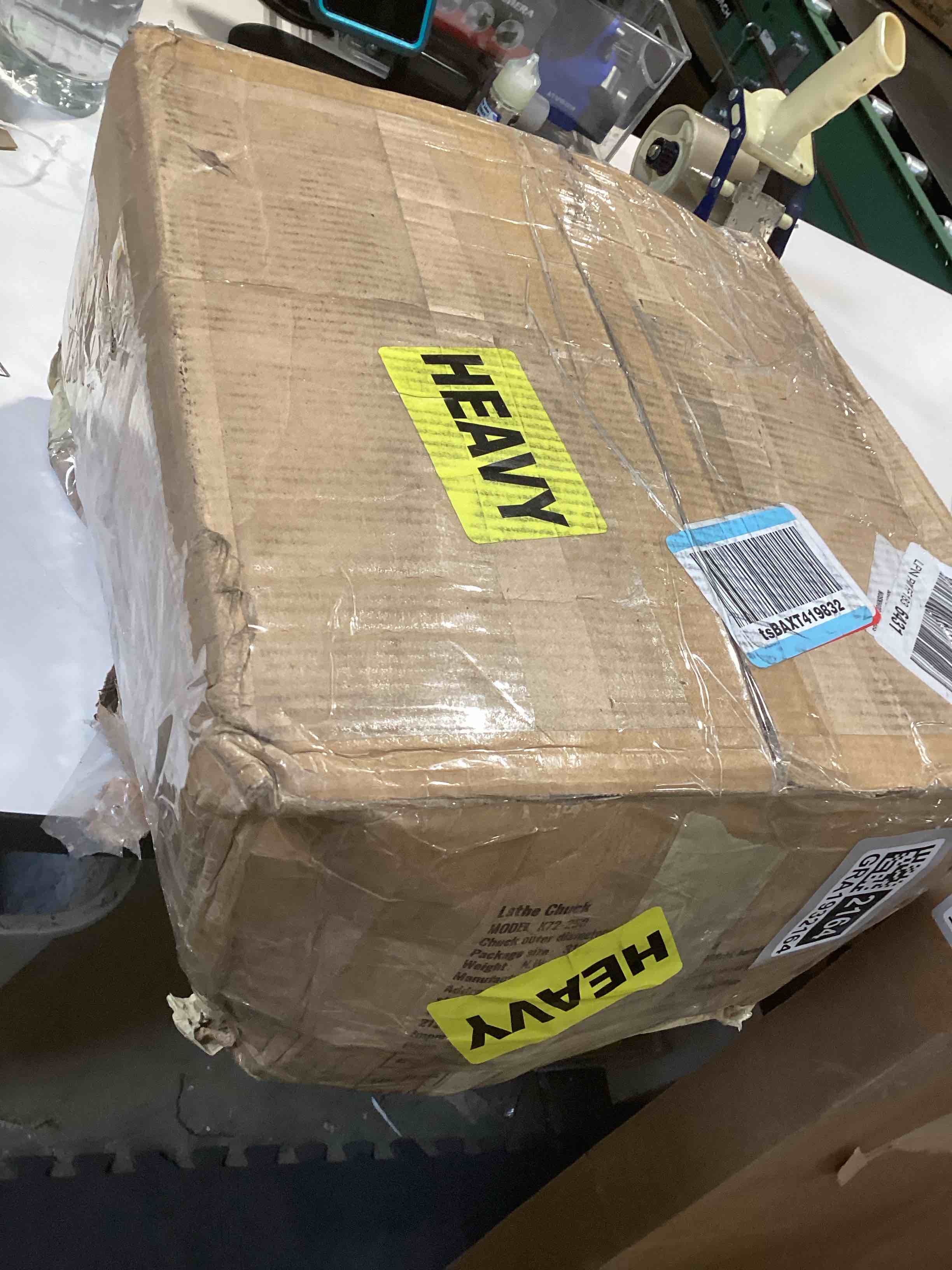 Condition photo showing As Is for VEVOR 4-Jaw Lathe Chuck, 10 in (250 mm), Lathe Chuck, 0.6-9.84 in (15-250 mm) Clamping Range with T-key Fixing Screws Reversible Jaws, HT300 Cast Iron Material, Internal External for Wood Metal Lathe