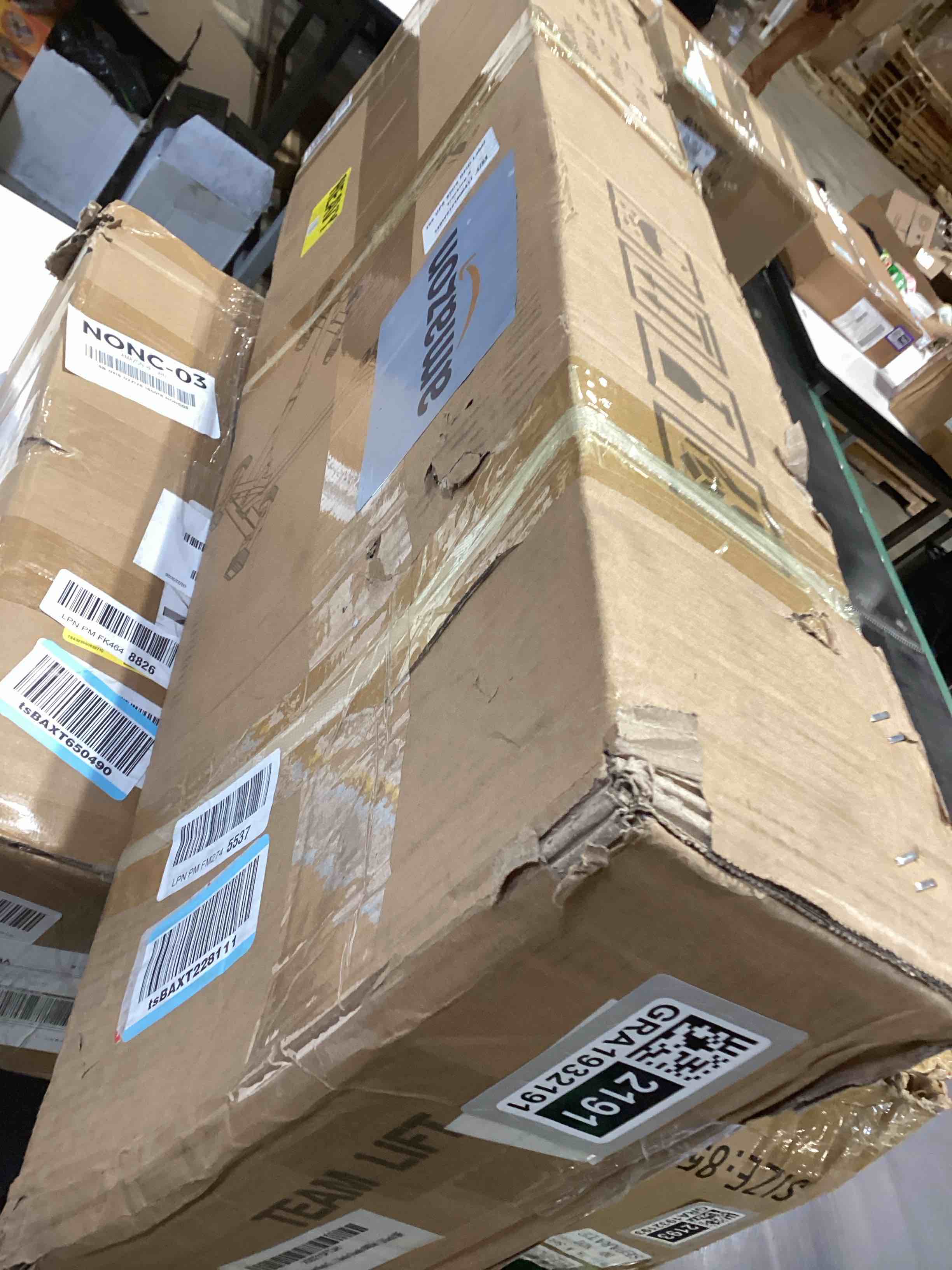 Condition photo showing Good Condition for CANPA Adjustable Squat Rack Stand Multi-Function Barbell Rack Weight Lifting Gym Dumbbell Racks Home Gym Bench Press Rack Dumbbell Racks Stands 600Lbs Black