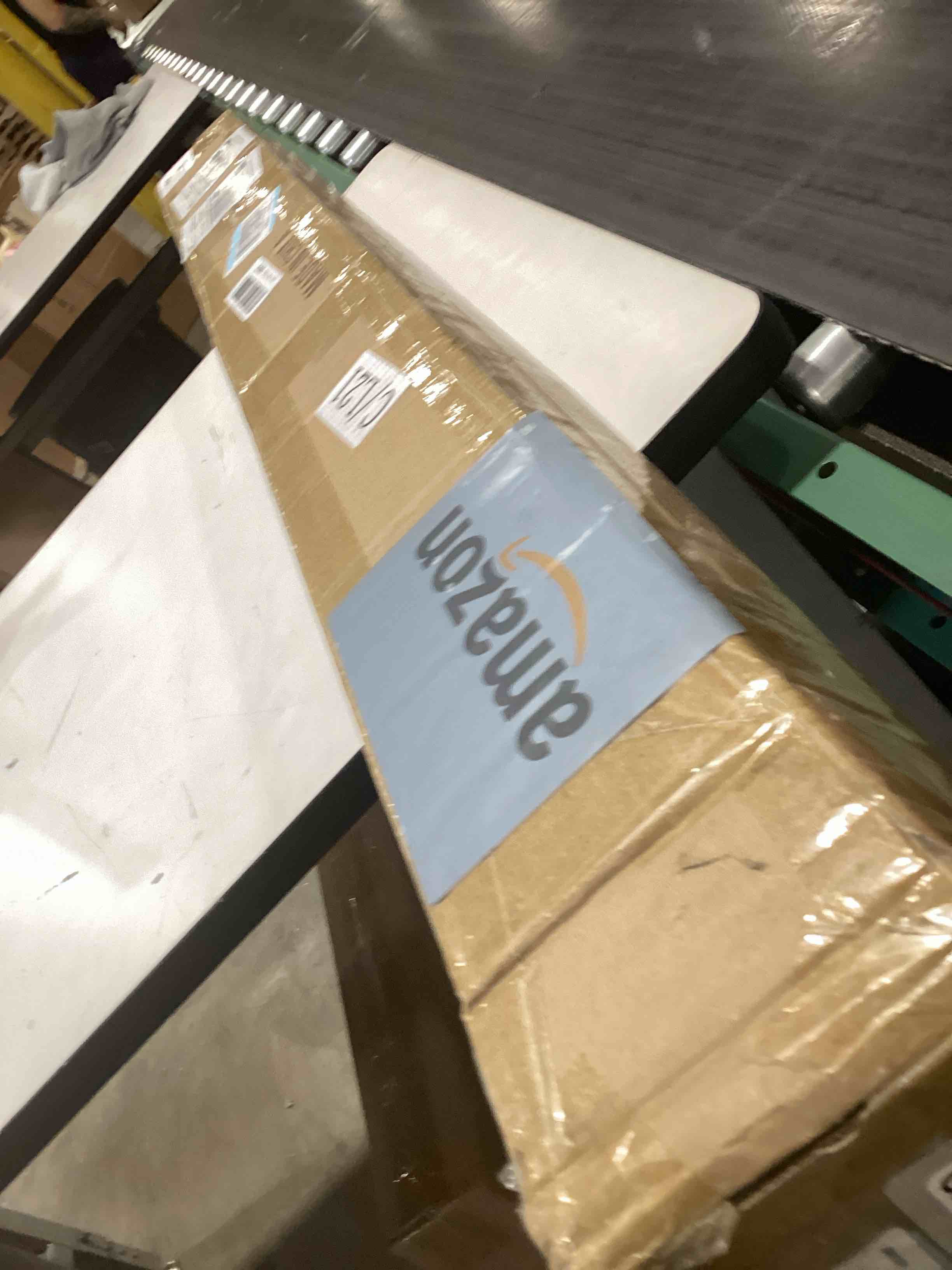 Condition photo showing Good Condition for 3" x 3" x 48" Solid White Oak Stair Newel Post with a Single Groove Notched Newel Wood Balusters for Staircase Interior Railing Newels for Stair Handrails 3 x 3 x 48" White Oak 1