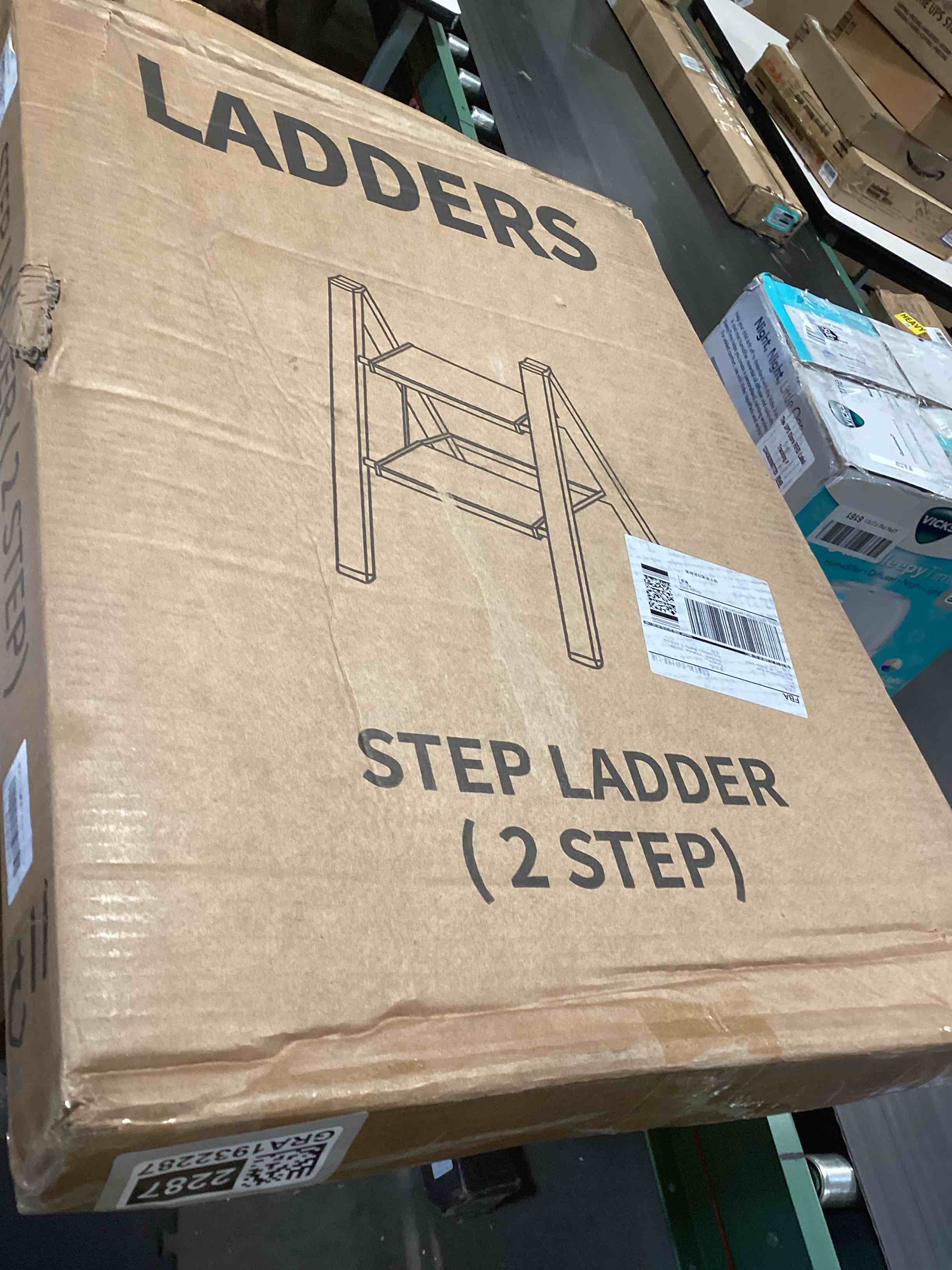 Condition photo showing Good Condition for Taranta 2 Step Ladder,Aluminum Lightweight Folding 2 Step Stool with Anti-Slip Wide Pedal,330lbs Capacity Step Ladder for Household,Kitchen,Office - Gold Gold 2 Step