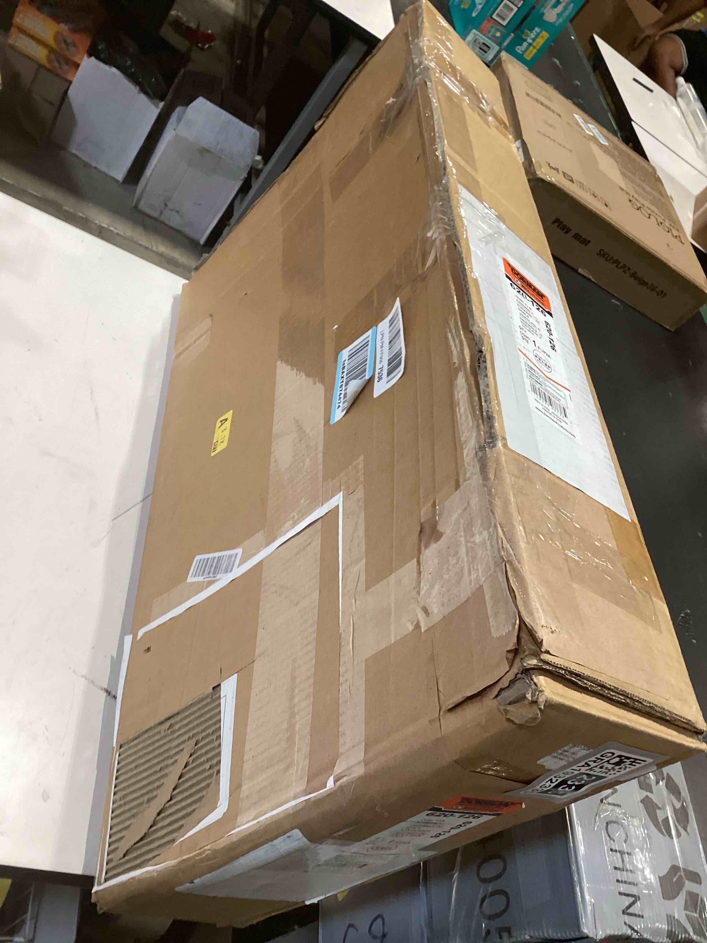 Condition photo showing Good Condition for Dorman 620-126 Engine Cooling Fan Assembly Compatible with Select Ford Models