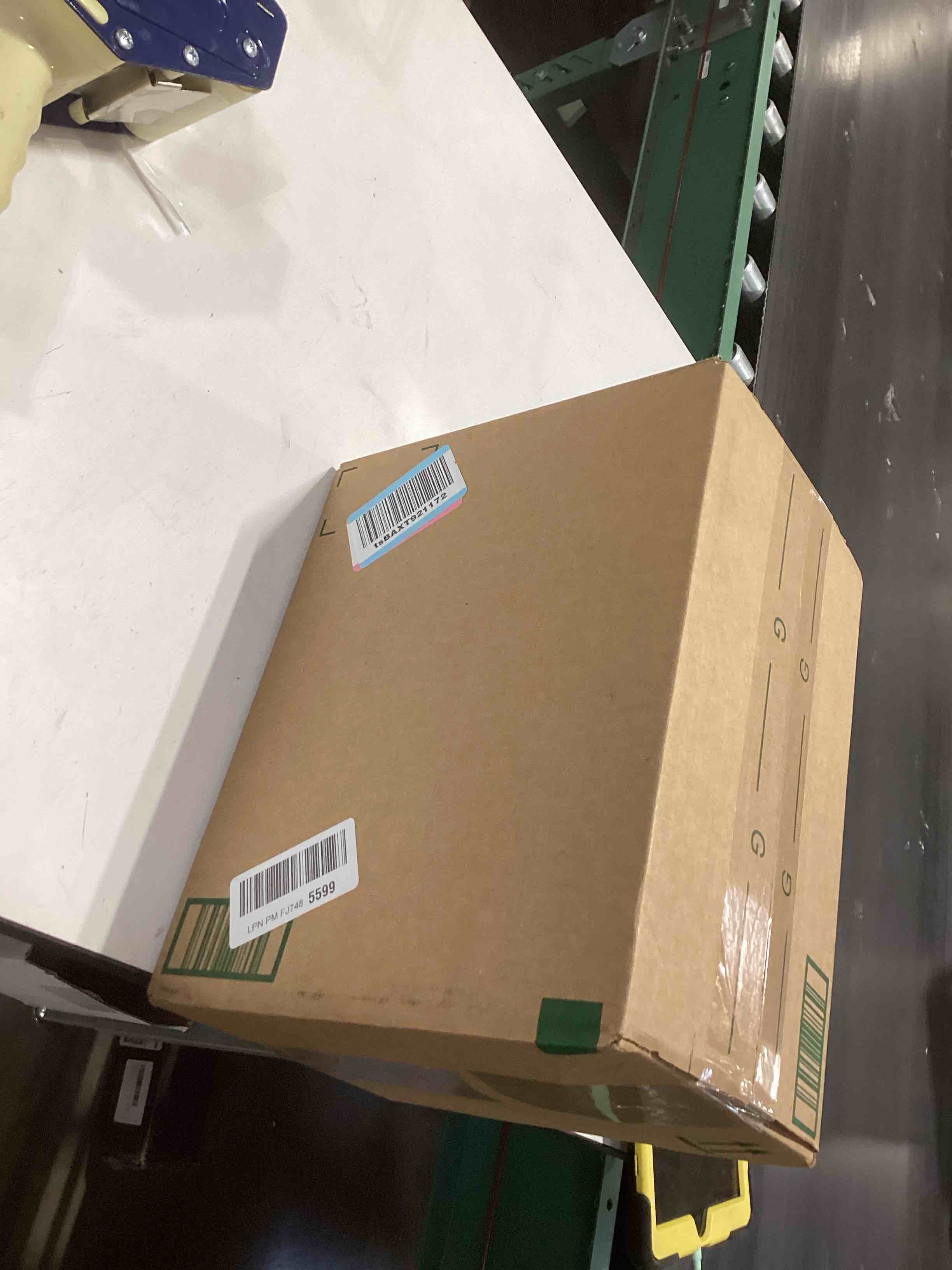 Condition photo showing Good Condition for Amazon Basics 2 Slice Toaster, With 6 Browning Settings, Extra Wide Slots For Bagels and Special Breads, Removable Easy-to-Clean Crumb Tray, Cancel/Defrost/Bagel Buttons, 900W, Black & Silver 2 Slice Silver Front