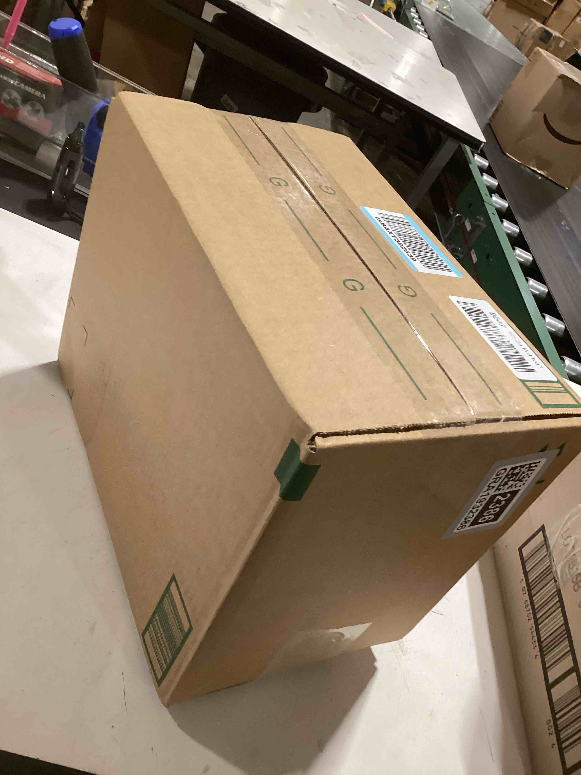 Condition photo showing Good Condition for Large Ceramic Cooking Utensil Holder for Kitchen Counter by Home Basics | Utensil Organizer Crock for Cookware, Spatula, Cutlery, Knife - White Marble and Rose Gold Design 1 Gold