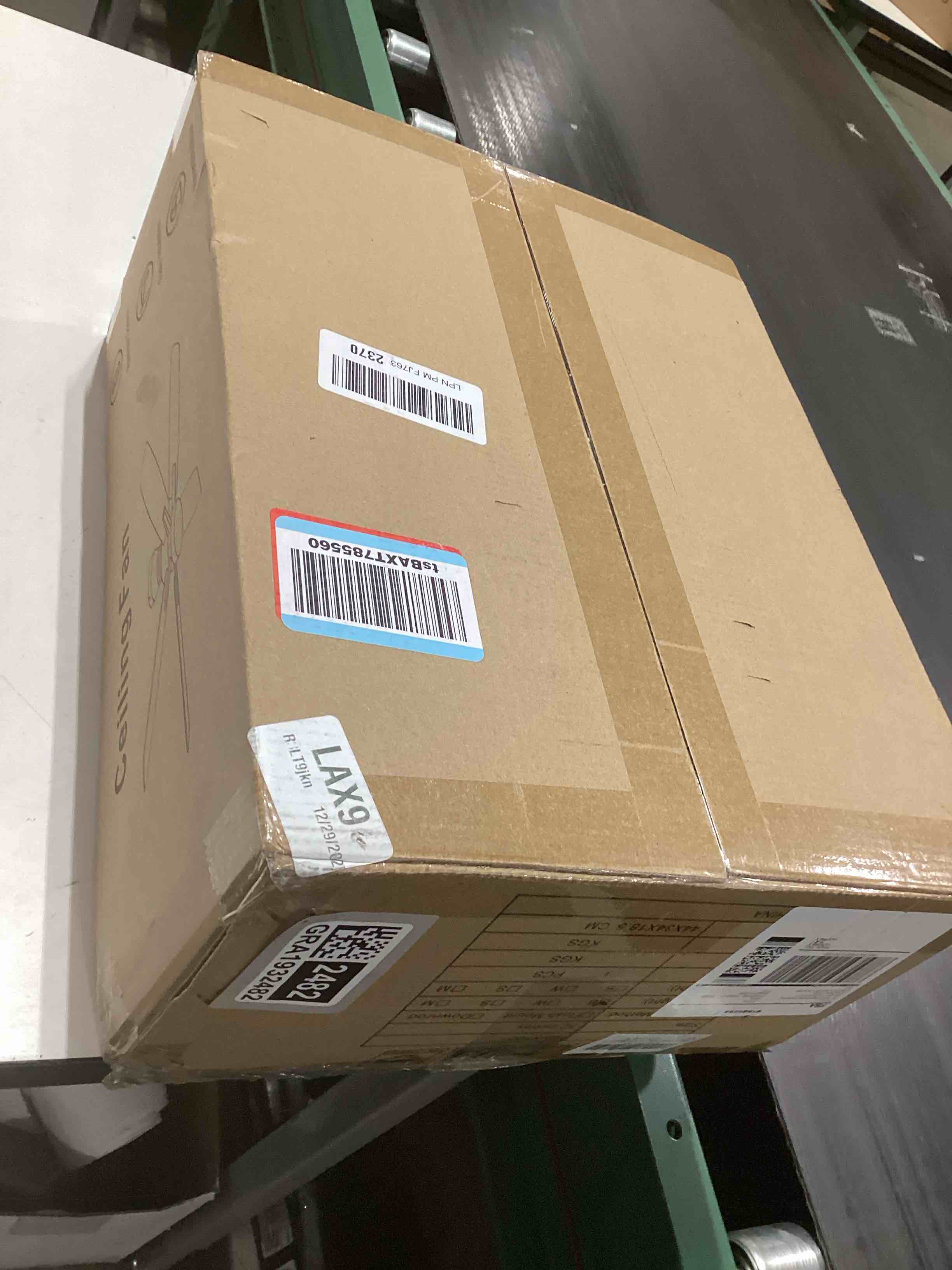 Condition photo showing As Is for Ohniyou Ceiling Fans with Lights, 52'' Low Profile Ceiling Fan with Light and Remote/APP Control, Modern Flush Mount Ceiling Fan for Indoor Bedroom Living Room, Dimmable, Qiuet DC Motor, Black Black 52 inch