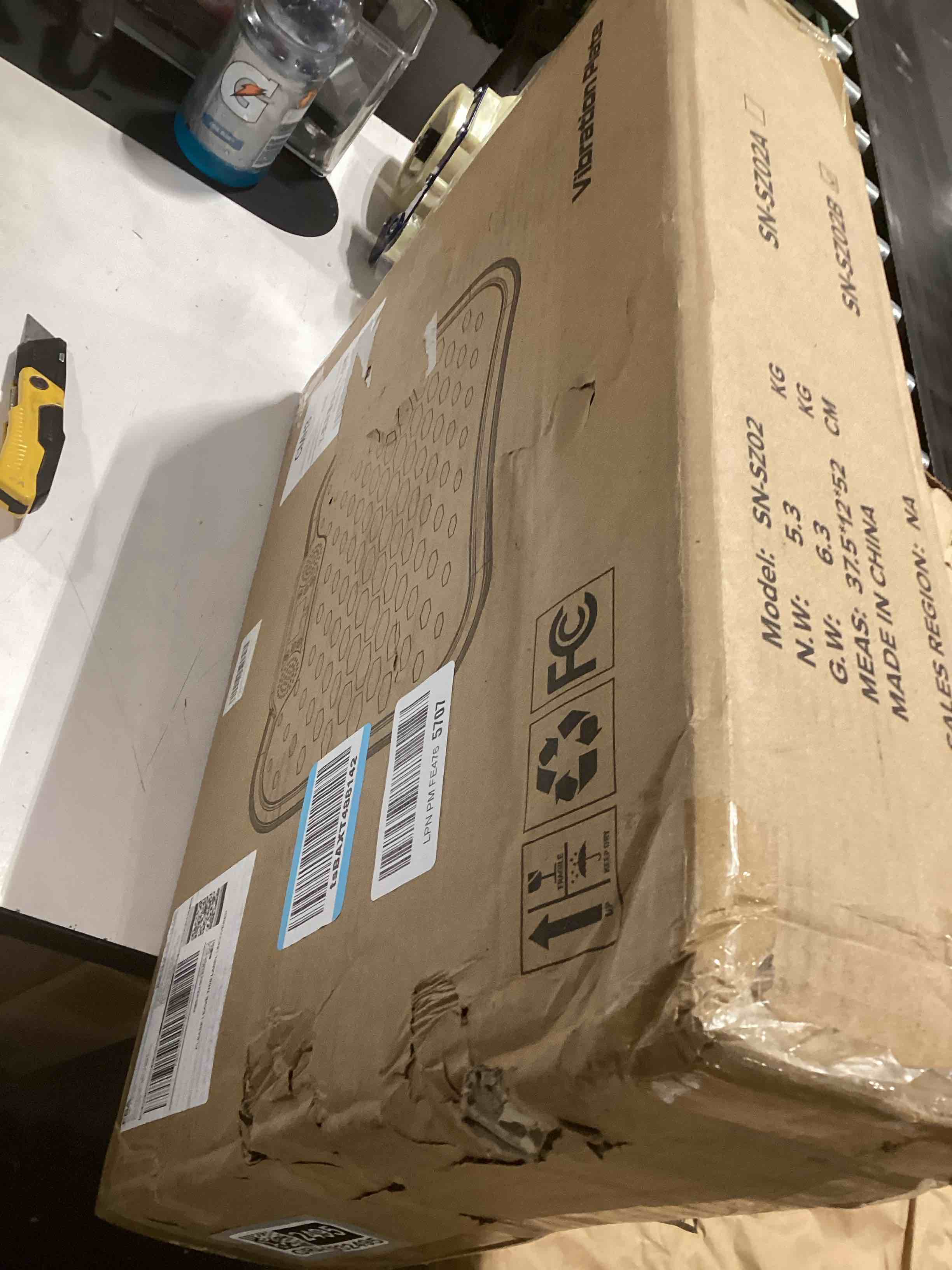 Condition photo showing Good Condition for Vibration Plate Exercise Machine,Vibration Plate for Lymphatic Drainage Power Vibration Plate Machine Support 450 Lbs 250 Adjustable Speeds,Vibrating Plate Shake Plate Weight Loss Black