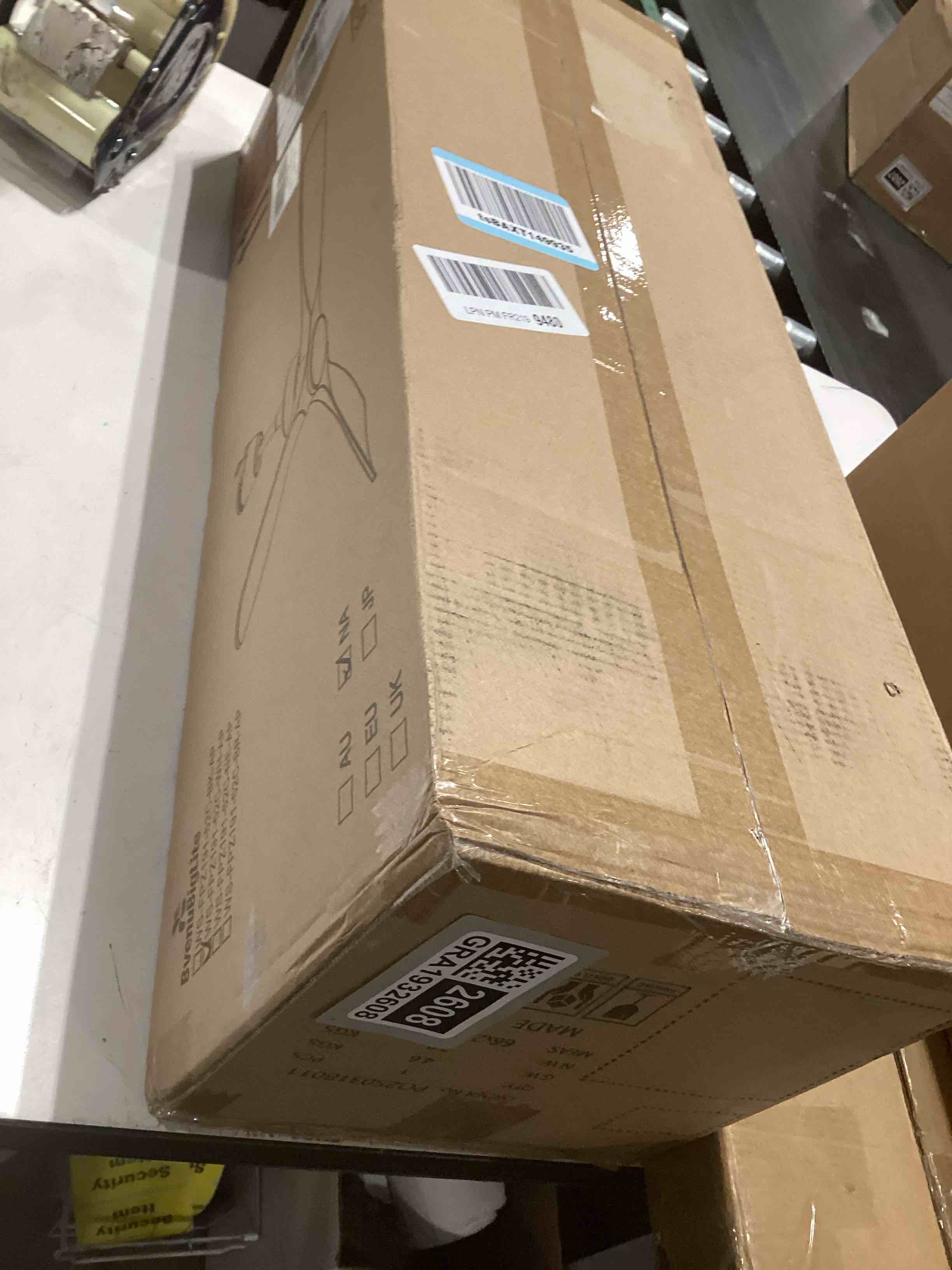 Condition photo showing Good Condition for BvenuBigLite White Ceiling Fan with Light: 52-Inch Ceiling Fan 3 Blades Low Profile Outdoor - Modern Ceiling Fans with Remote APP Control Quiet Reversible DC Motor for Patio Living Room white 52 Inch - with light