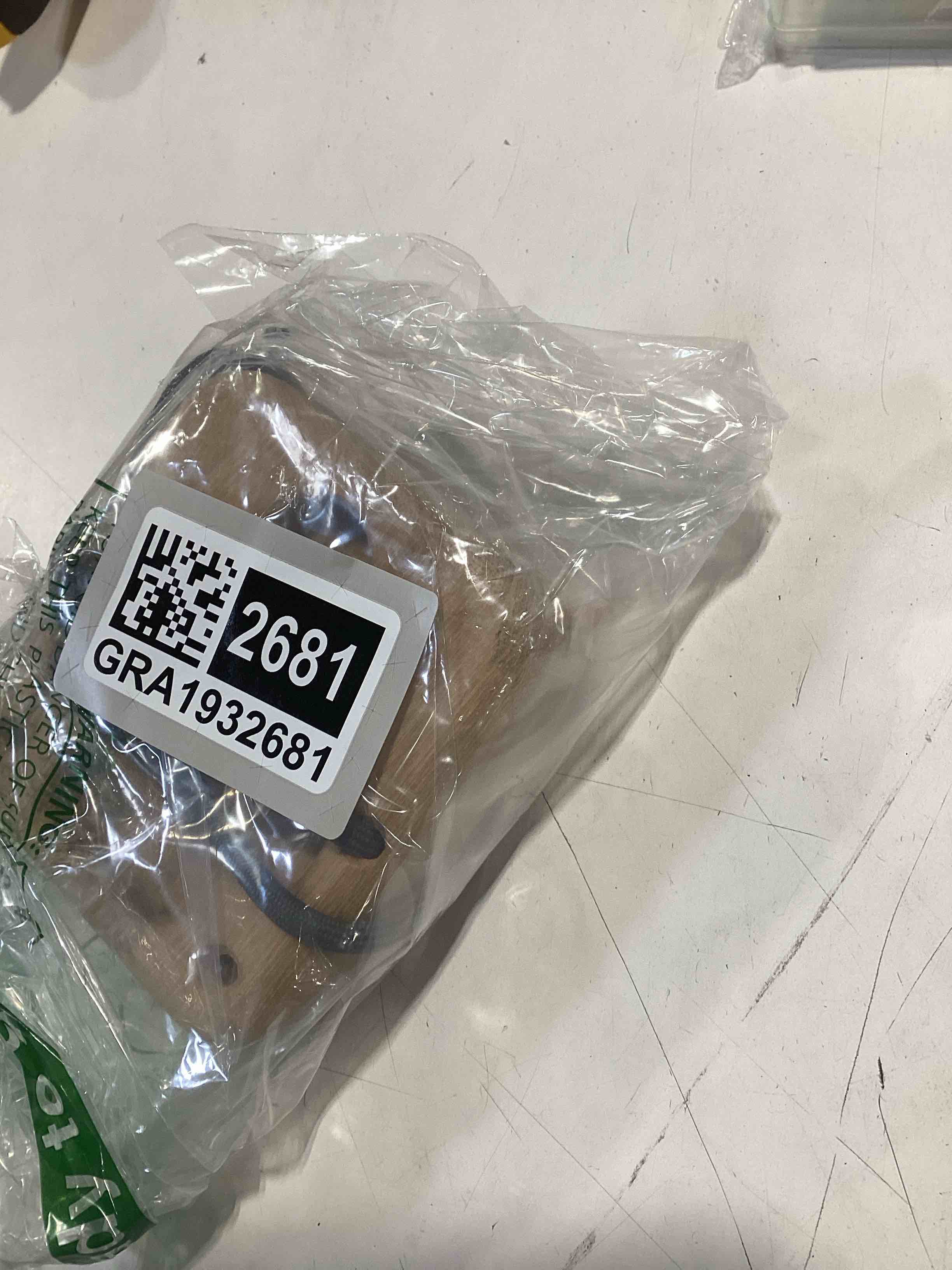 Condition photo showing Good Condition for Portable Hangboard for Rock Climbing Holds,Fingerboard Trainer for Hand Grip Strengthener,Pinch Block Grip,Home Gym Fitness Workout Equipment -Hard Wood