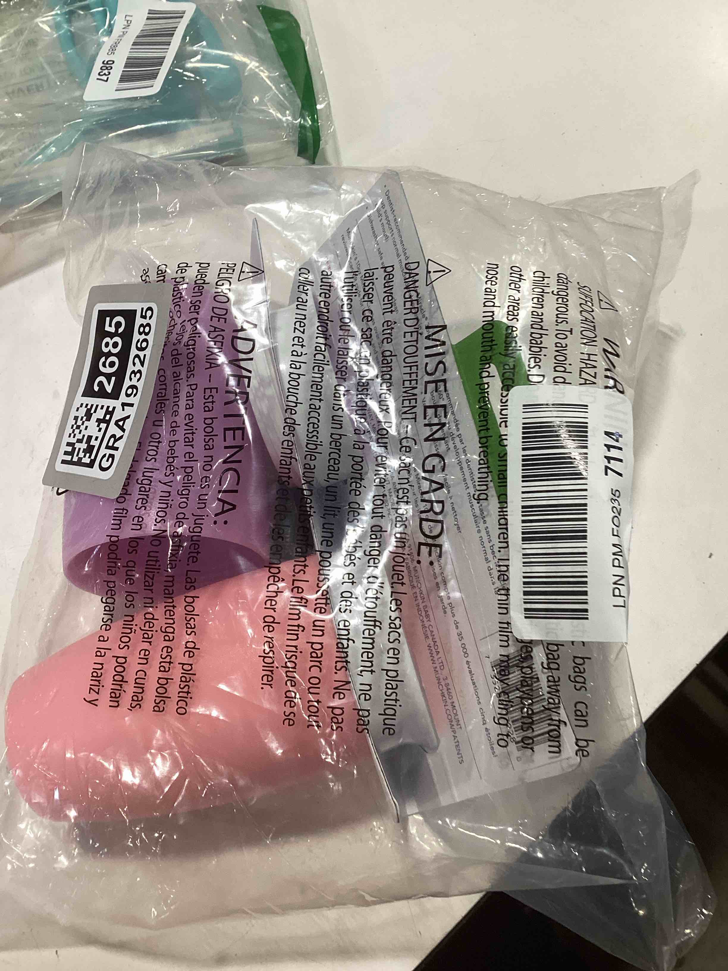 Condition photo showing Good Condition for Munchkin Sippy Cups for Toddlers 1-3, Spill Proof Miracle 360 Cup, 10 Ounce, 2 Pack, Pink/Purple