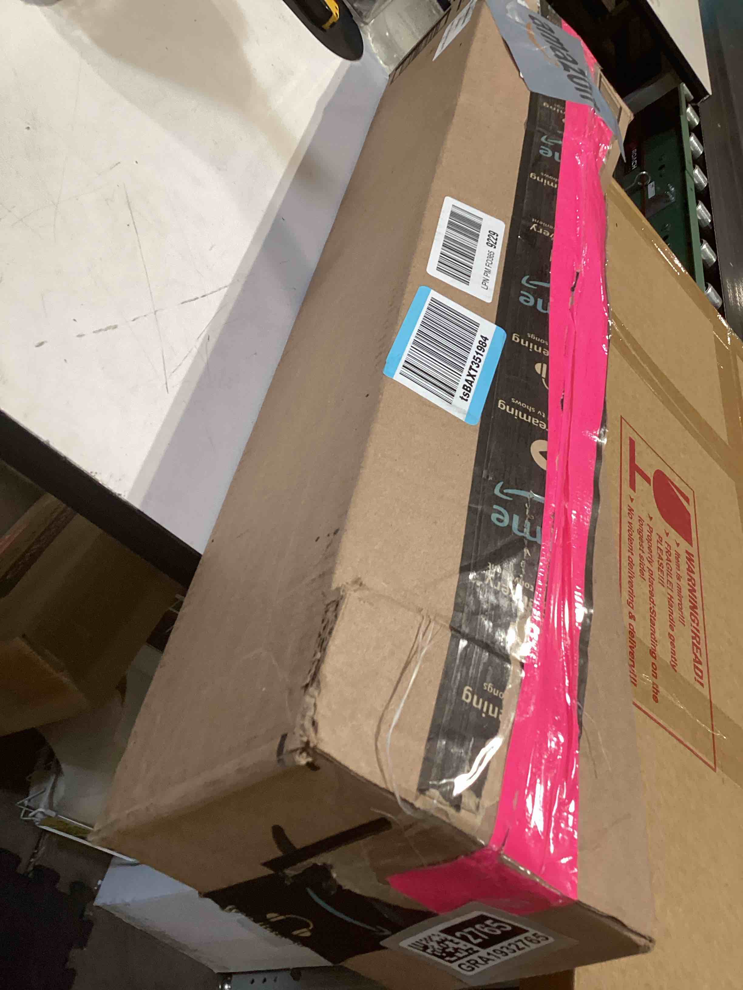 Condition photo showing Good Condition for 20x30 in Clear Vinyl Table Cover Protector Desk Protector Chair Mat Thicken Crystal Table Pad Tablecloth for Children Painting Coffee Living Room Bedside Table Wipeable Easy to Clean Clear 20"x30"