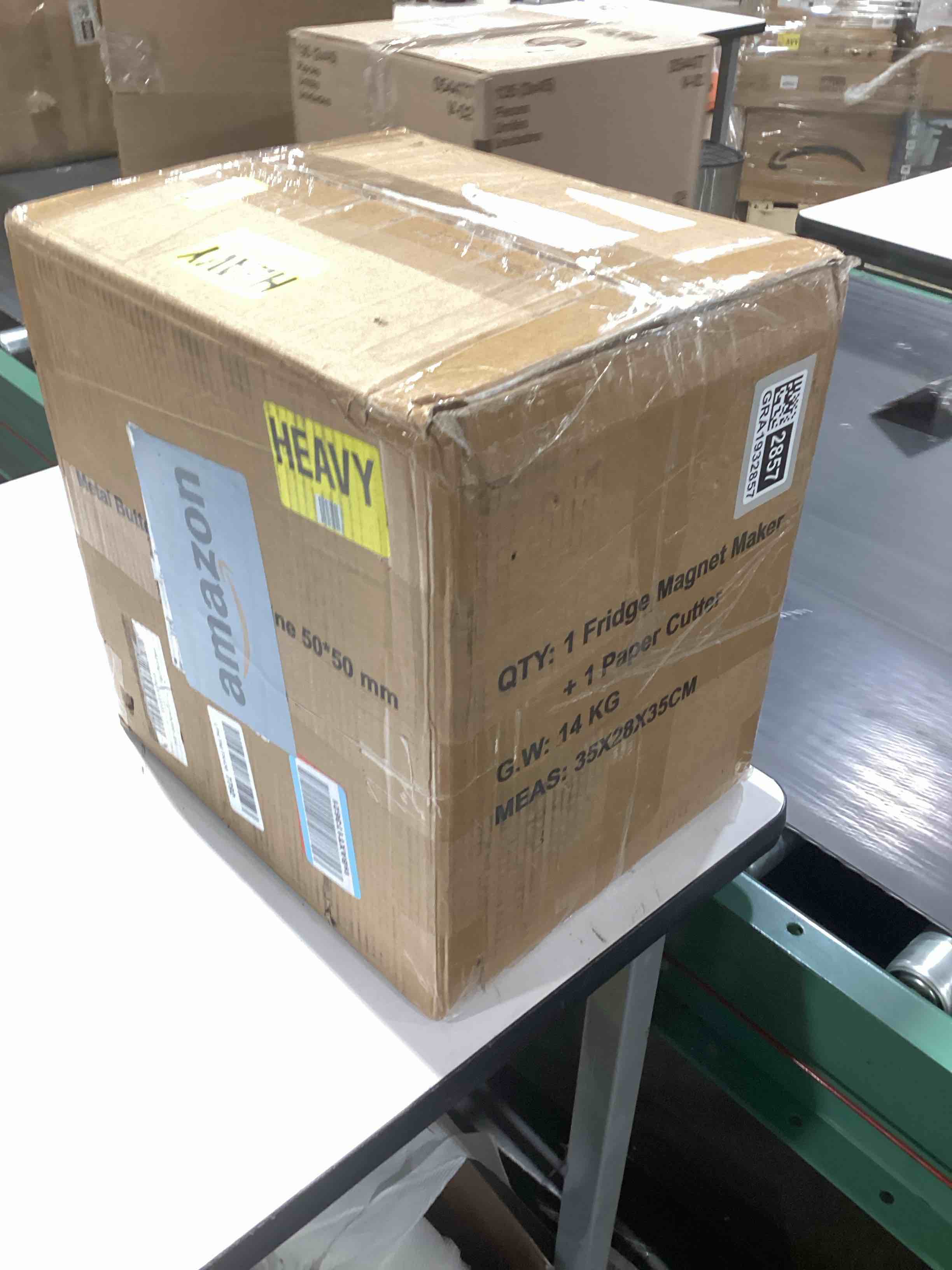 Condition photo showing As Is for 2x2in Square Fridge Magnets Badge Maker Machine, 50x50mm DIY Photo Refrigerator Sticker Magnet Press Machine with Paper Cutter, 200pcs Materials, 100pcs Photo Paper 2x2in/50x50mm