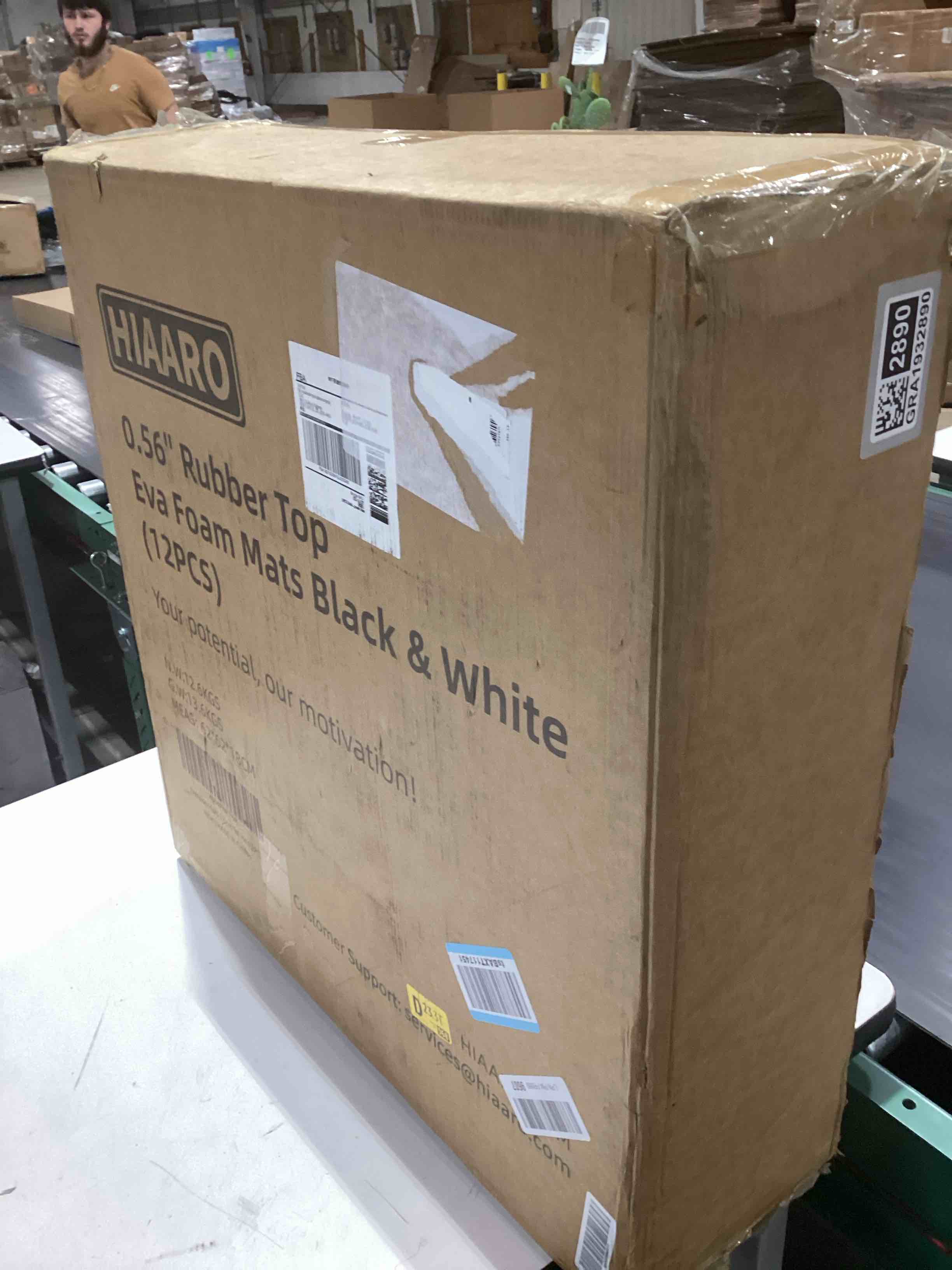 Condition photo showing Good Condition for 0.56in Thick 48 Sq Ft Exercise Equipment Mats, 12 Tiles Rubber Top EVA Foam Workout Mats, Interlocking Gym Flooring for Home Gym, 24 x 24in, Black & White Black/White 12 Tiles (48 Sq Ft)