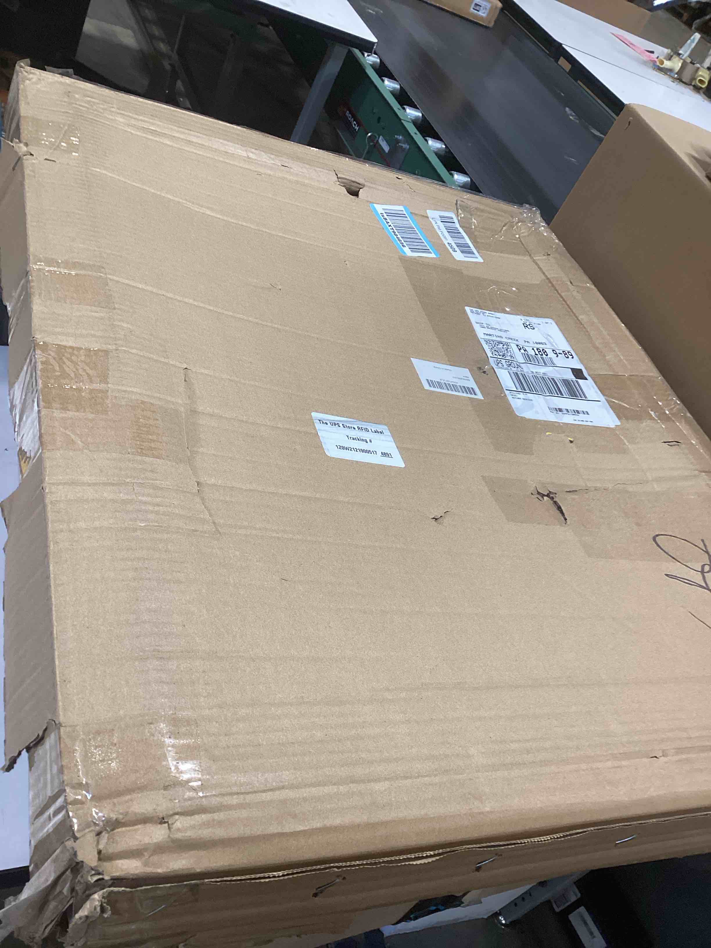 Condition photo showing Good Condition for Return Air Grille Fits 25"W x 20"H Duct Opening, Steel Return Air Vent Cover for Ceiling and Wall,A/C HVAC Vent Cover Grille for 25x20x1" Filter Size,Outer Dimensions: 27 5/8"W X 22 5/8"H 25''W×20''H