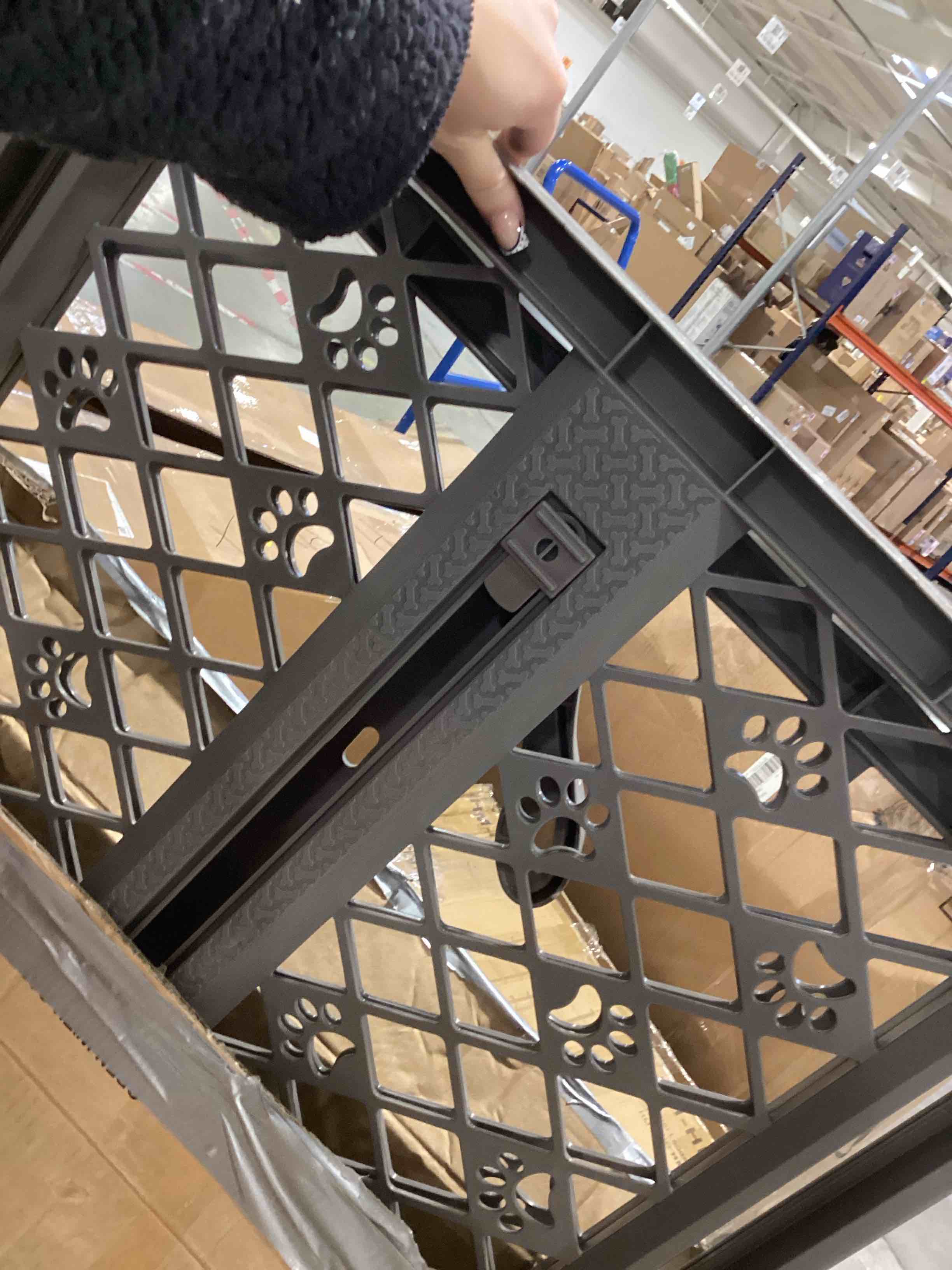 Condition photo showing Good Condition for mypet north states paws portable pet gate: 26-40" wide. pressure mount. no tools needed. made in usa, 23" tall, expandable, durable dog gates for doorways, fieldstone gray