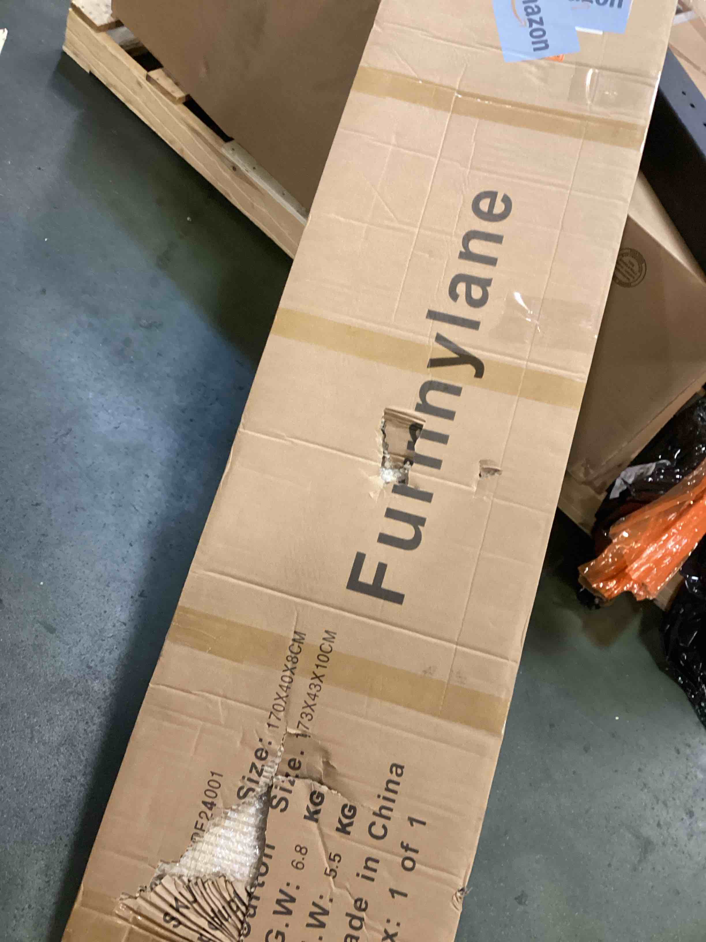 https://s3.amazonaws.com/lotting-images-prod/bidfta/GRA1939310_1747755250584.jpeg