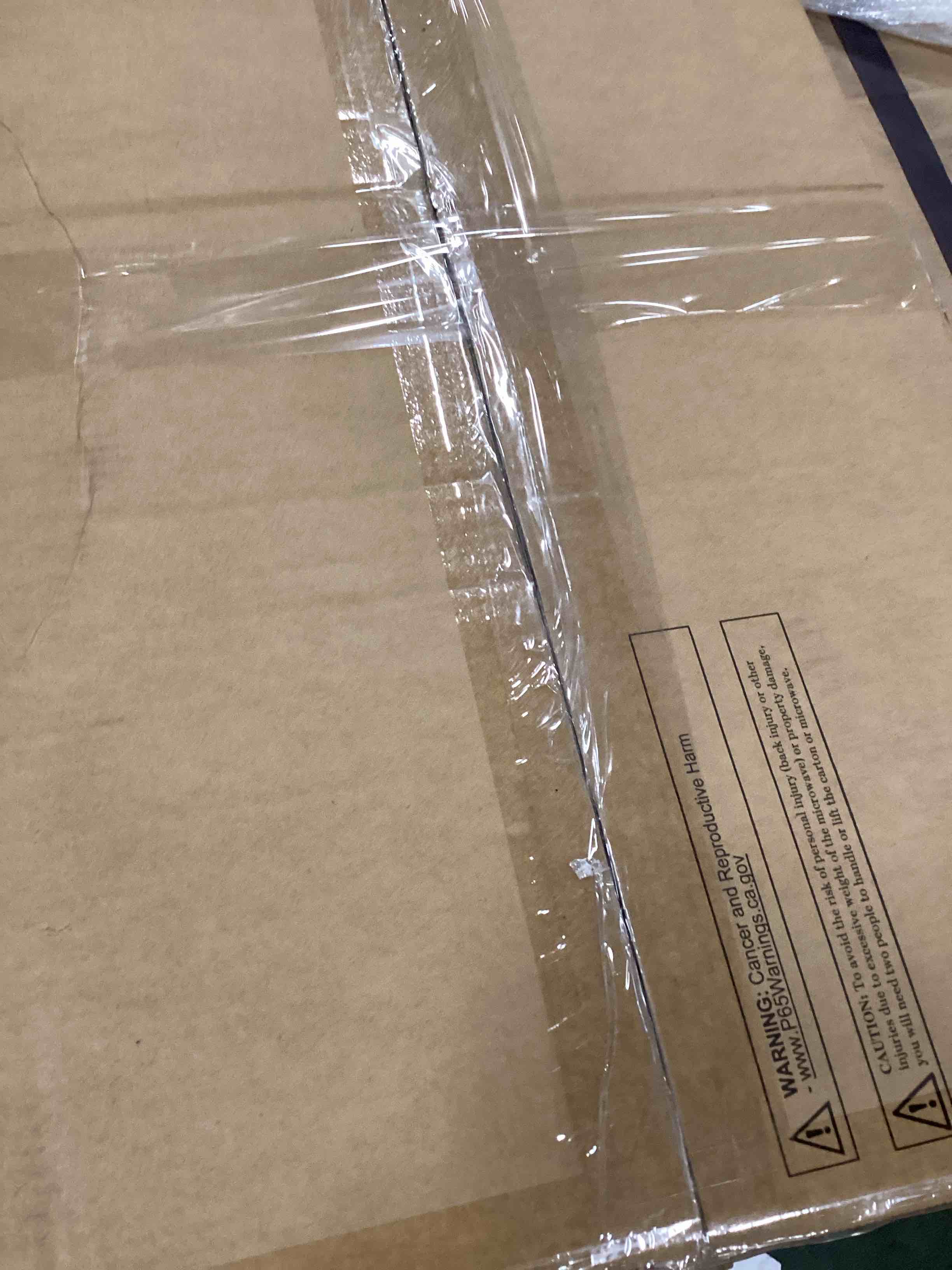 https://s3.amazonaws.com/lotting-images-prod/bidfta/GRA1939559_1748349633529.jpeg