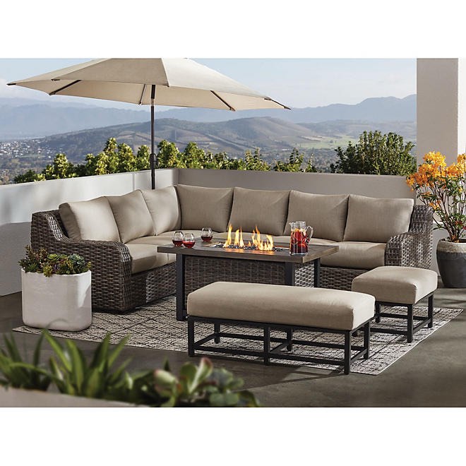 ( pick up 2 boxes) Member's Mark Athena Sectional with Sunbrella Fabric, 7pc