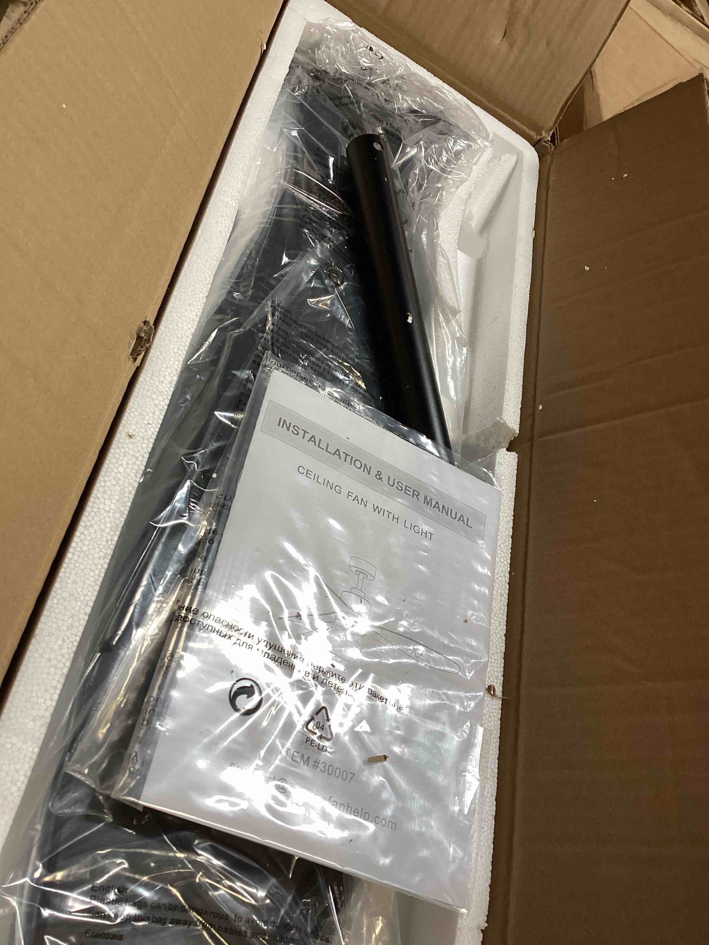 https://s3.amazonaws.com/lotting-images-prod/bidfta/GRA1940512_1749150794066.jpeg