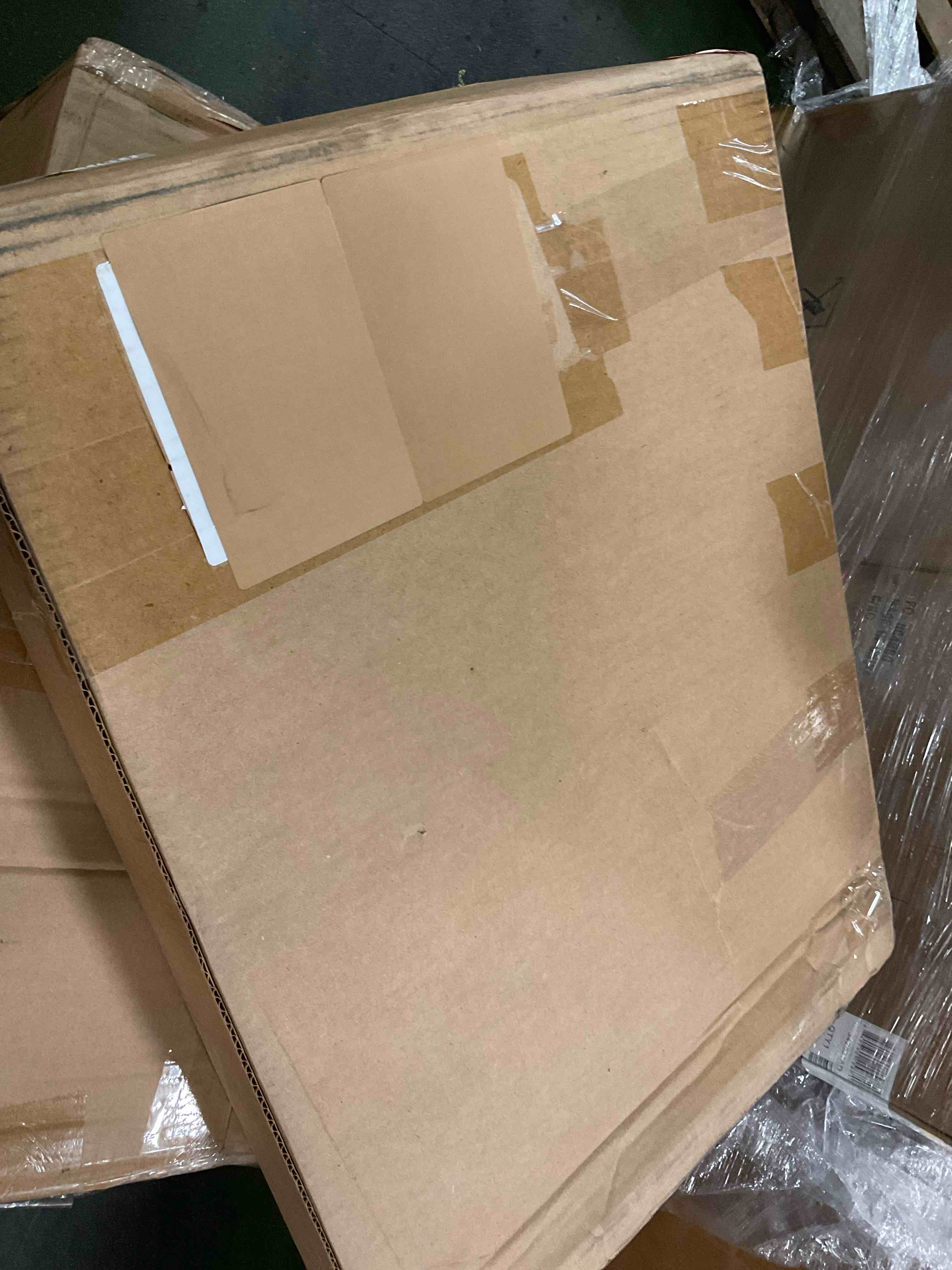 https://s3.amazonaws.com/lotting-images-prod/bidfta/GRA1941611_1750257048686.jpeg