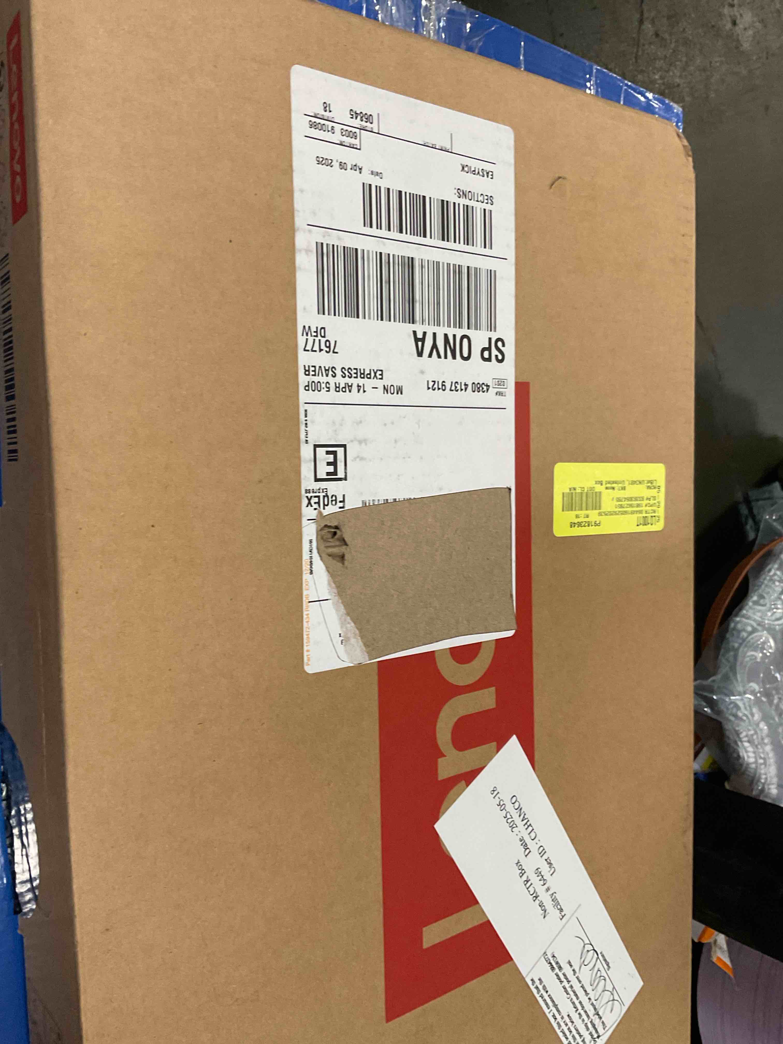 https://s3.amazonaws.com/lotting-images-prod/bidfta/GRA1941873_1750432758127.jpeg