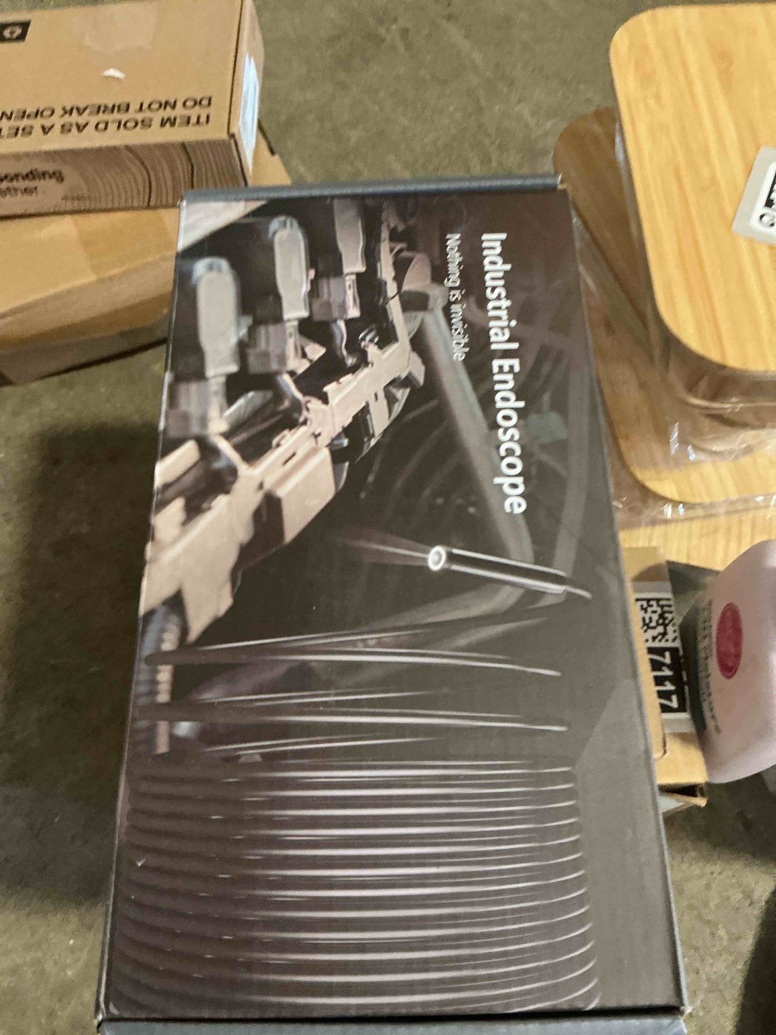 https://s3.amazonaws.com/lotting-images-prod/bidfta/GRA1957119_1745351893555.jpeg
