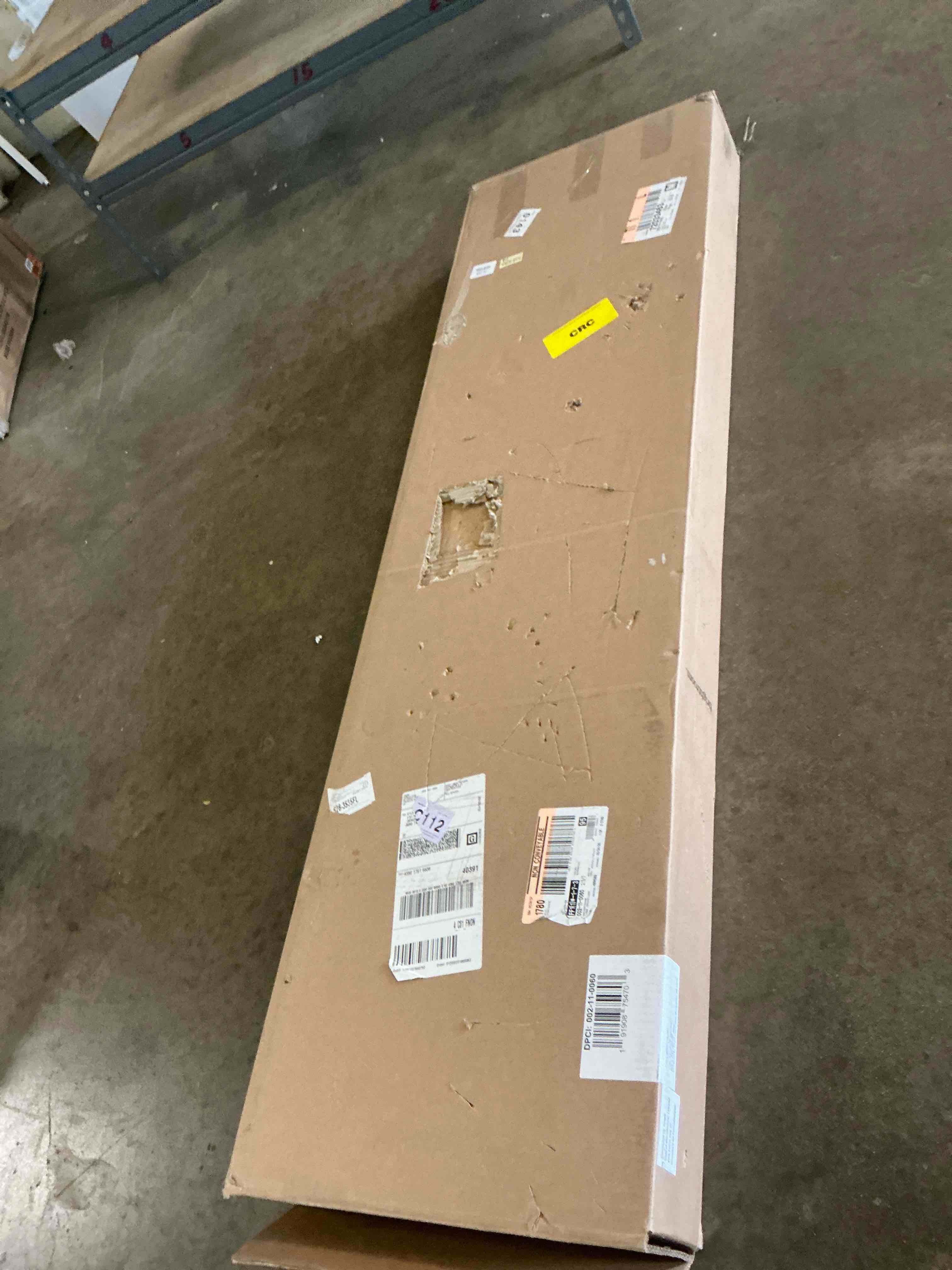 https://s3.amazonaws.com/lotting-images-prod/bidfta/GRA1957144_1745529754529.jpeg