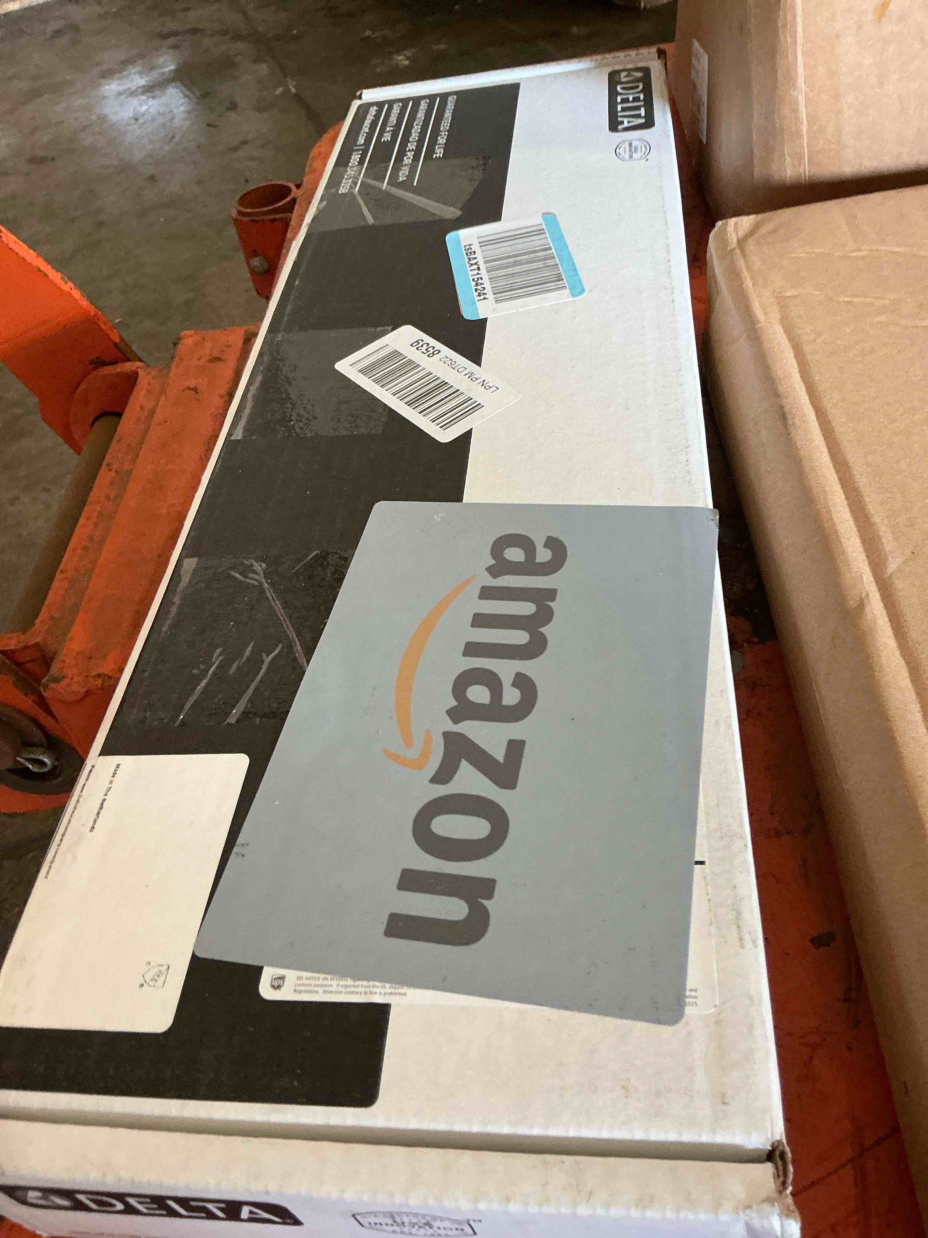 https://s3.amazonaws.com/lotting-images-prod/bidfta/GRA1957325_1746120332107.jpeg
