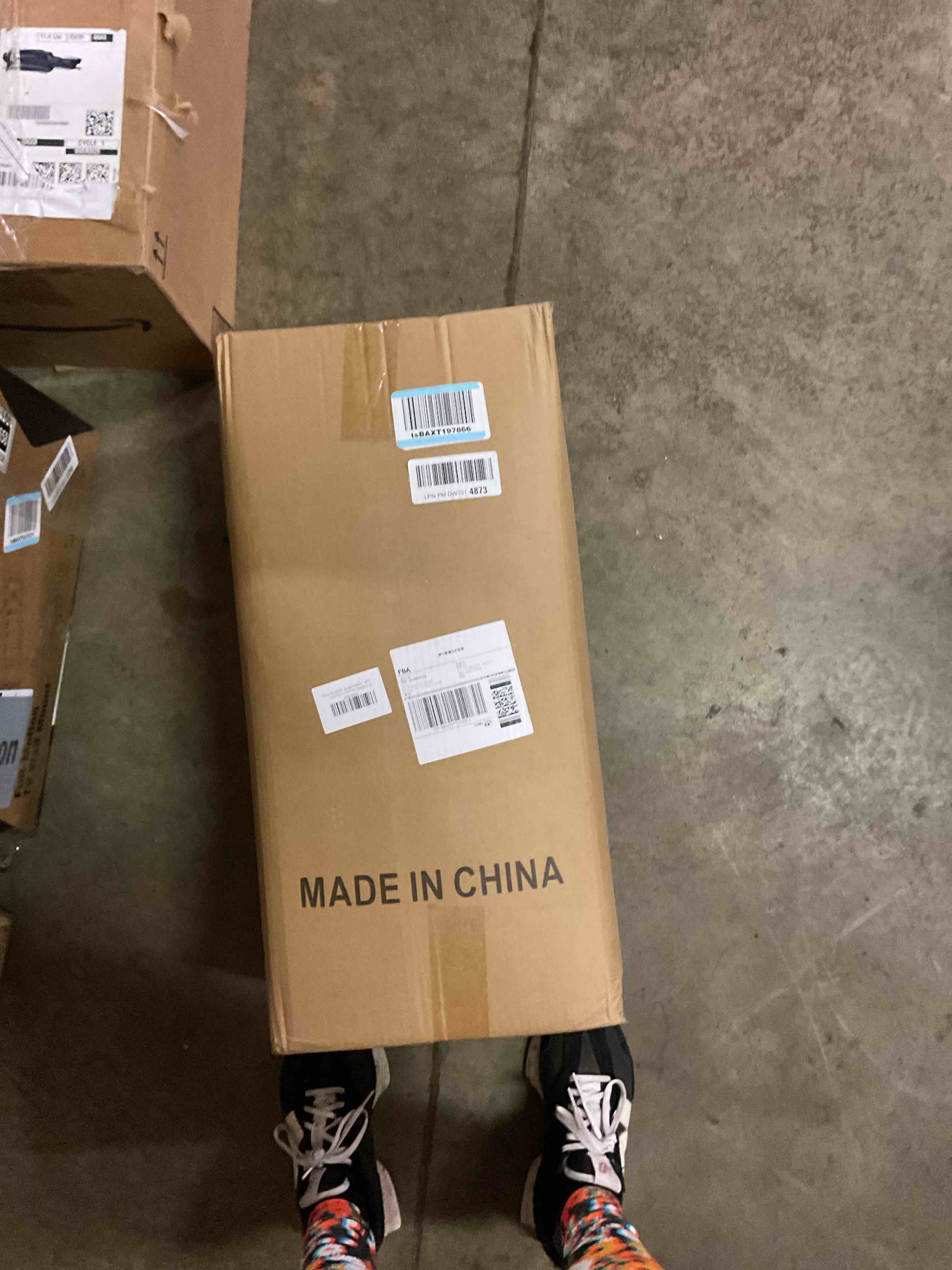 https://s3.amazonaws.com/lotting-images-prod/bidfta/GRA1957649_1747420232833.jpeg