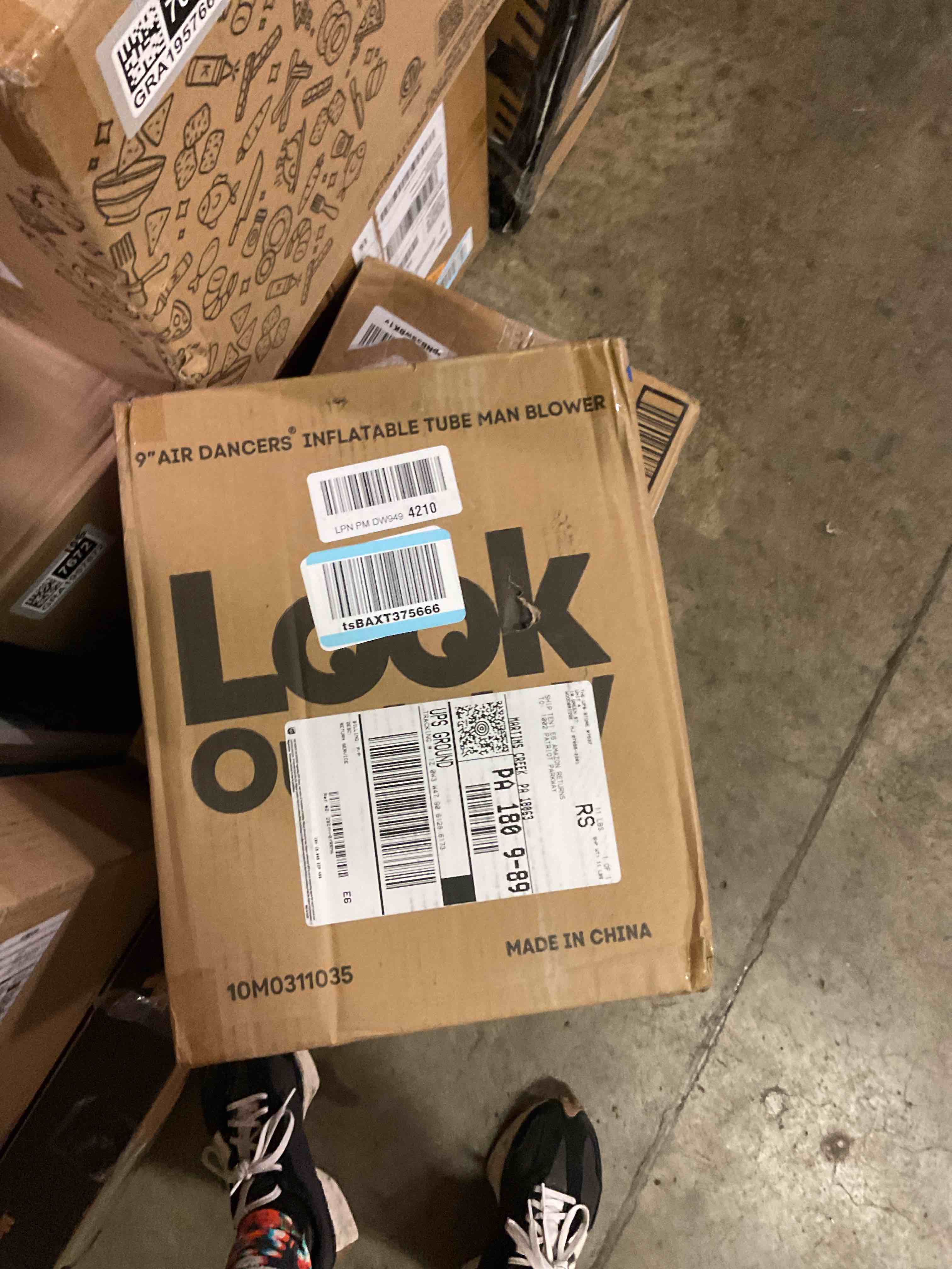 https://s3.amazonaws.com/lotting-images-prod/bidfta/GRA1957650_1747420145017.jpeg