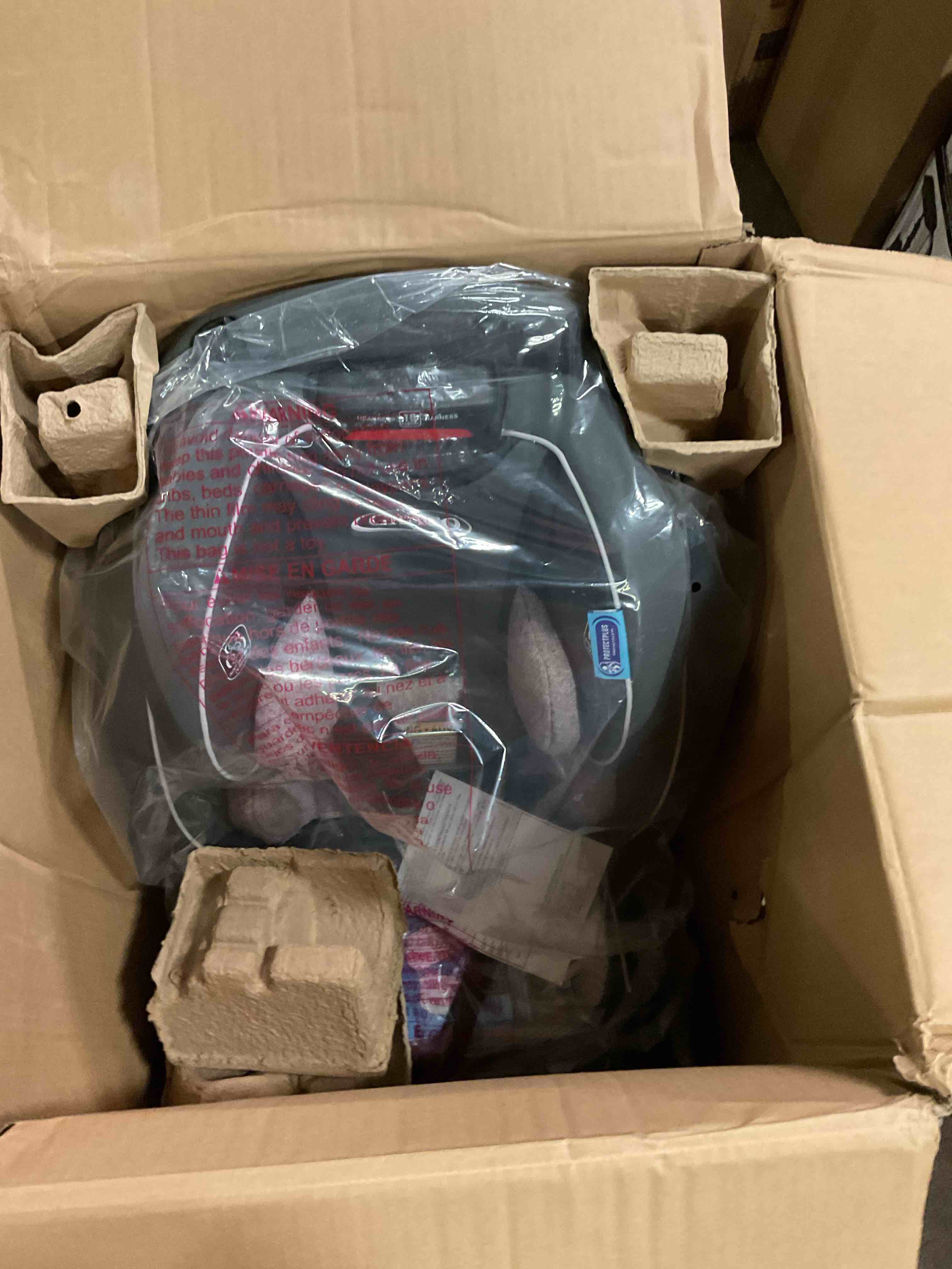 https://s3.amazonaws.com/lotting-images-prod/bidfta/GRA1957677_1747413448435.jpeg
