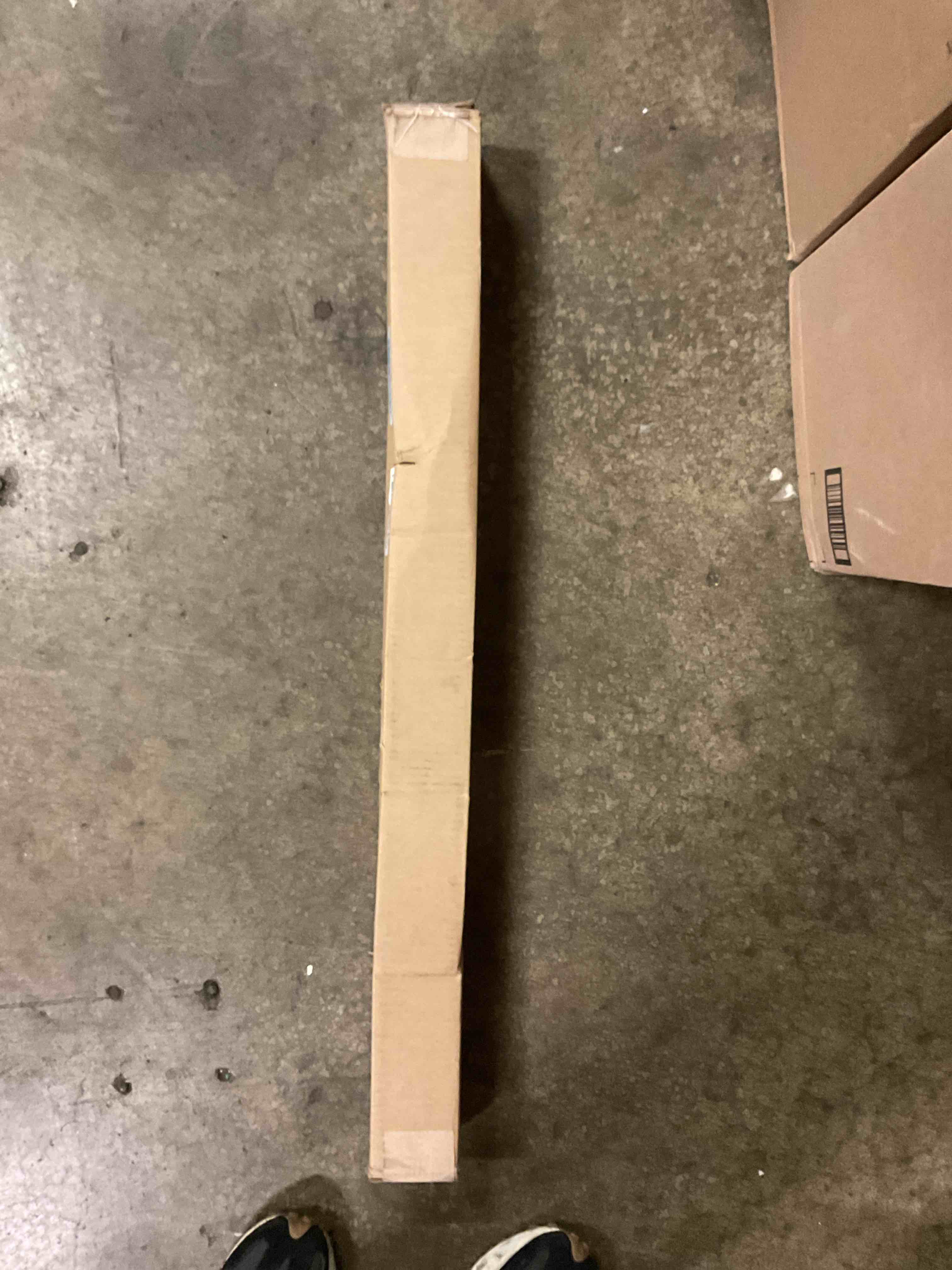 https://s3.amazonaws.com/lotting-images-prod/bidfta/GRA1957694_1747410367014.jpeg