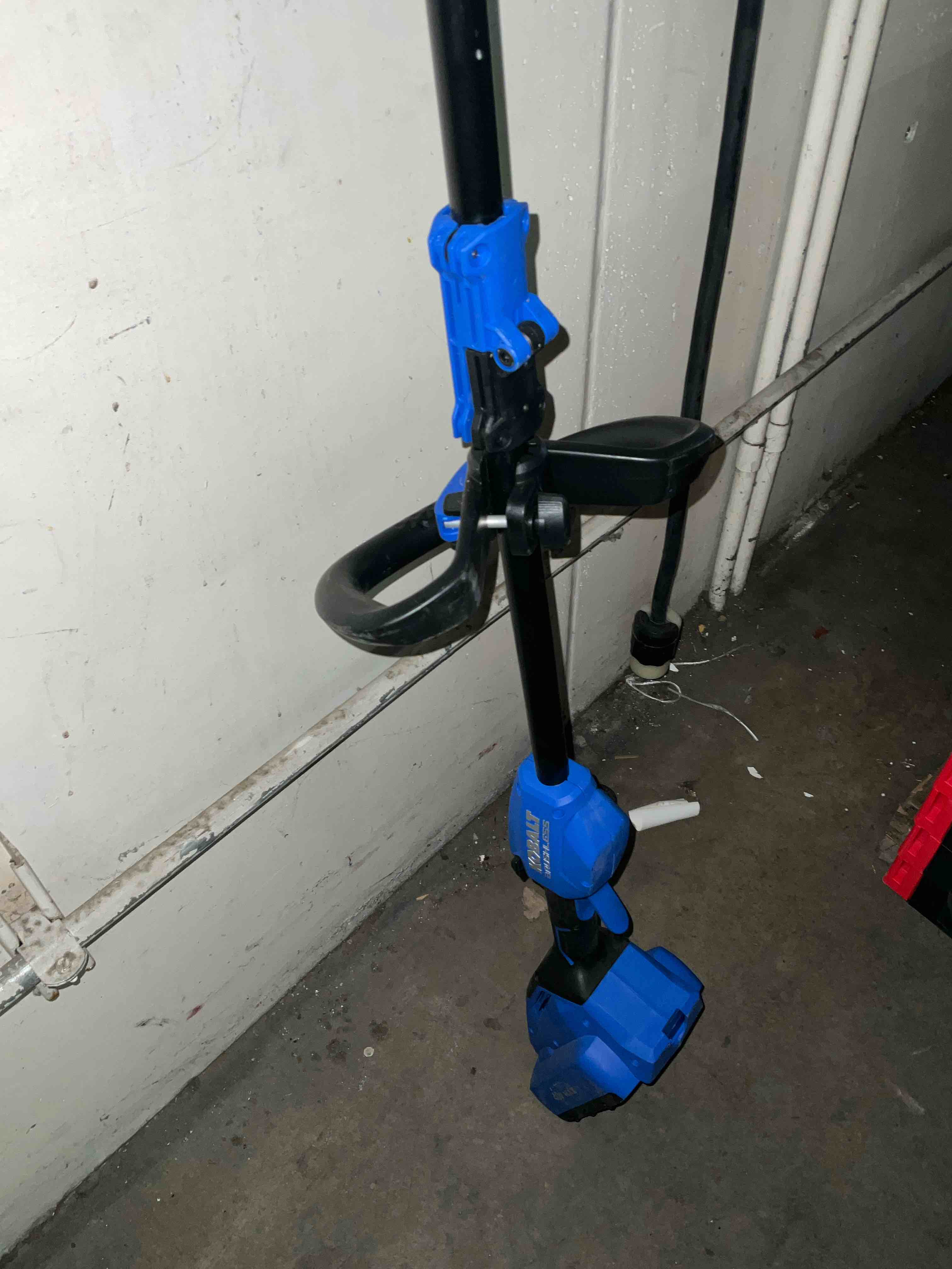 https://s3.amazonaws.com/lotting-images-prod/bidfta/GRA1959092_1752339791643.jpeg