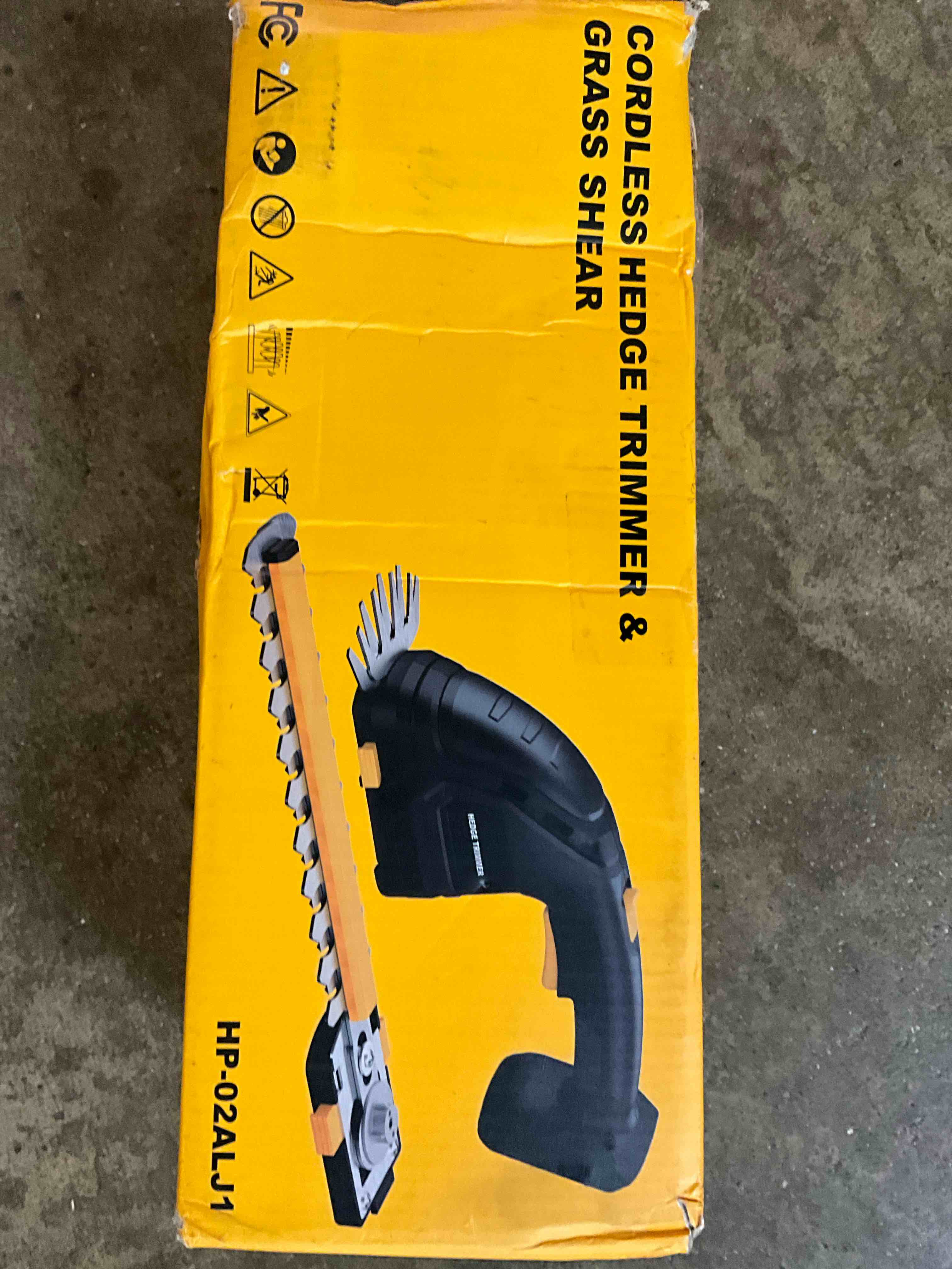 https://s3.amazonaws.com/lotting-images-prod/bidfta/GRA1959182_1752633762384.jpeg