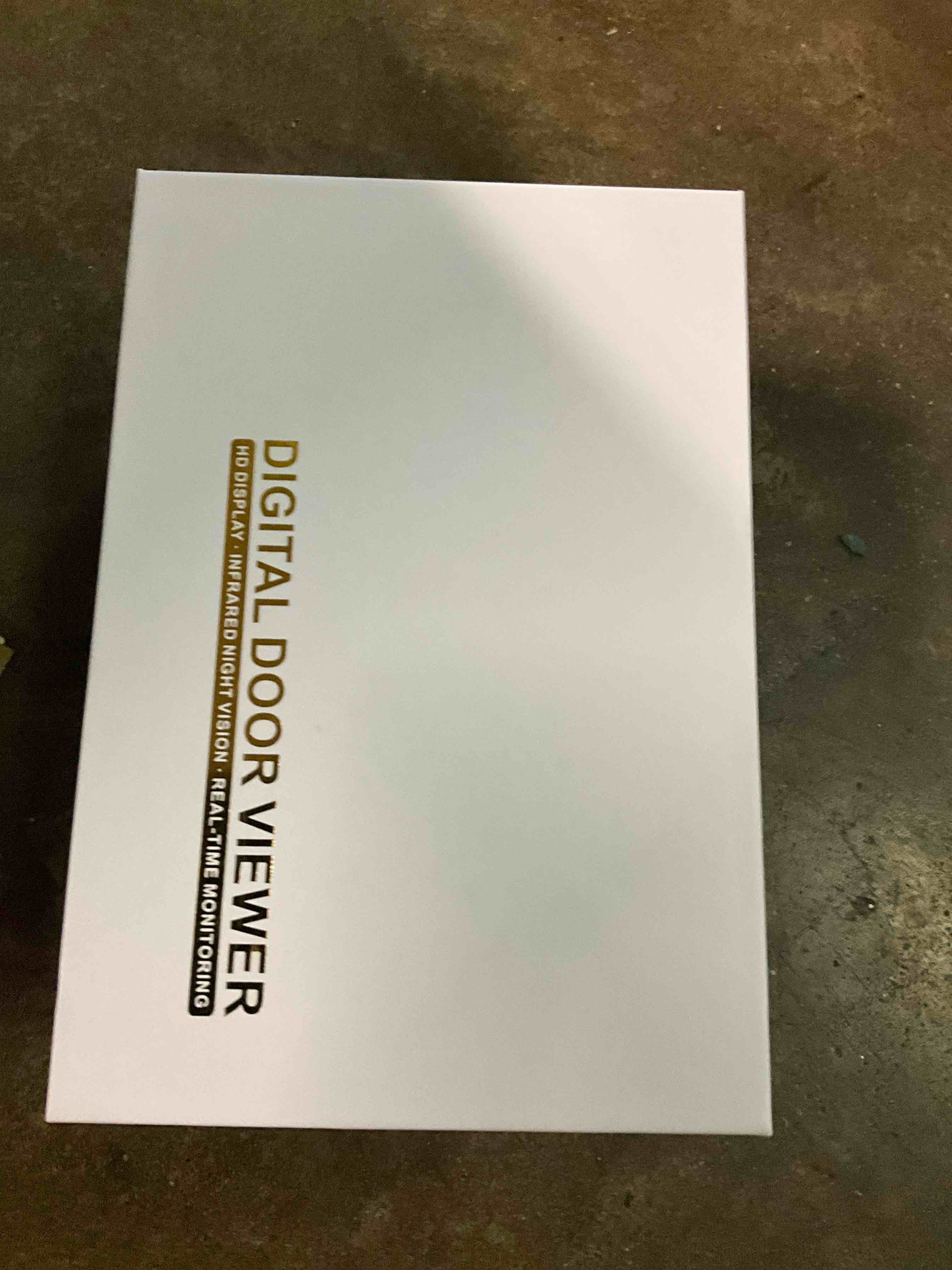 https://s3.amazonaws.com/lotting-images-prod/bidfta/GRA1959222_1752635163910.jpeg