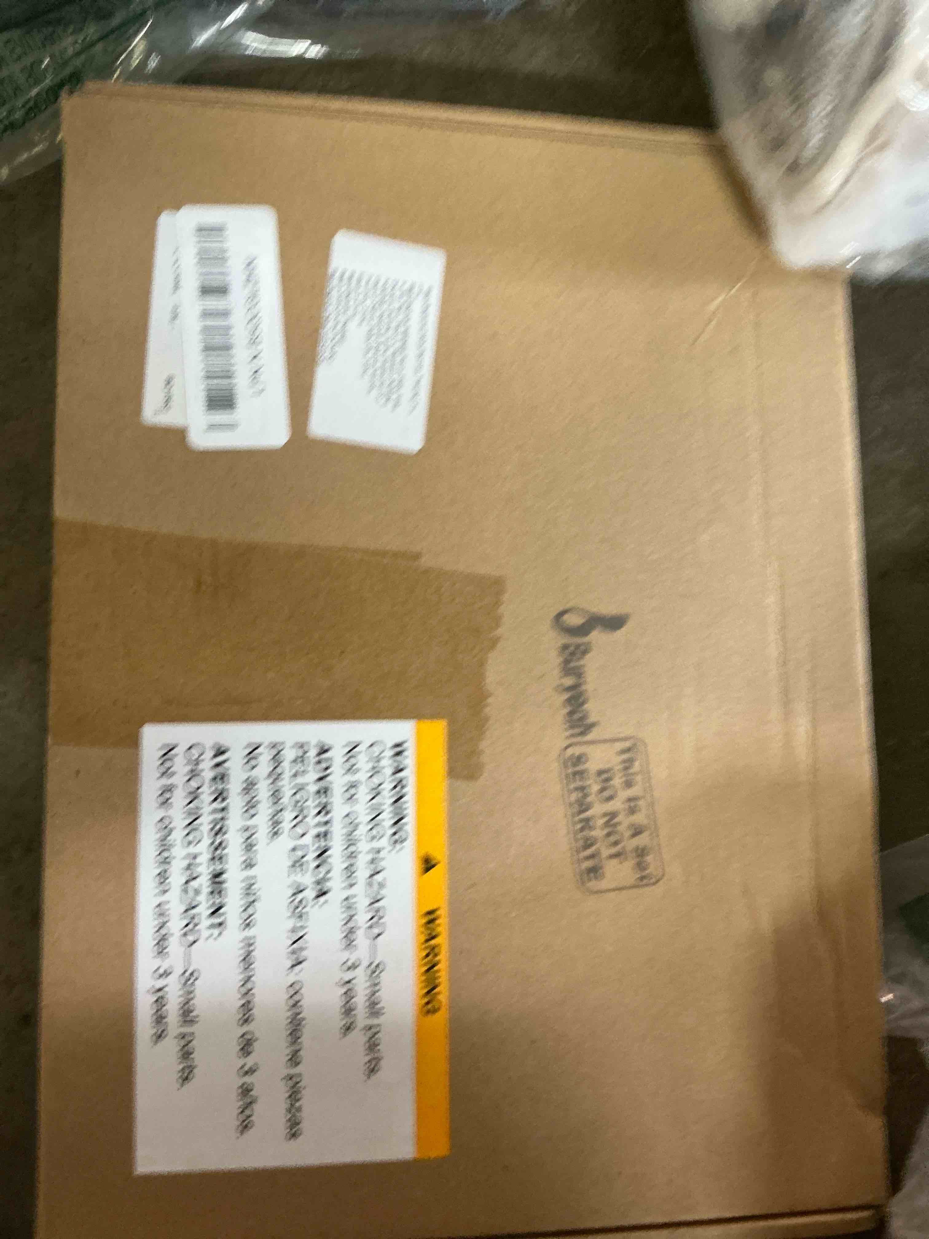 https://s3.amazonaws.com/lotting-images-prod/bidfta/GRA1959342_1752873458822.jpeg