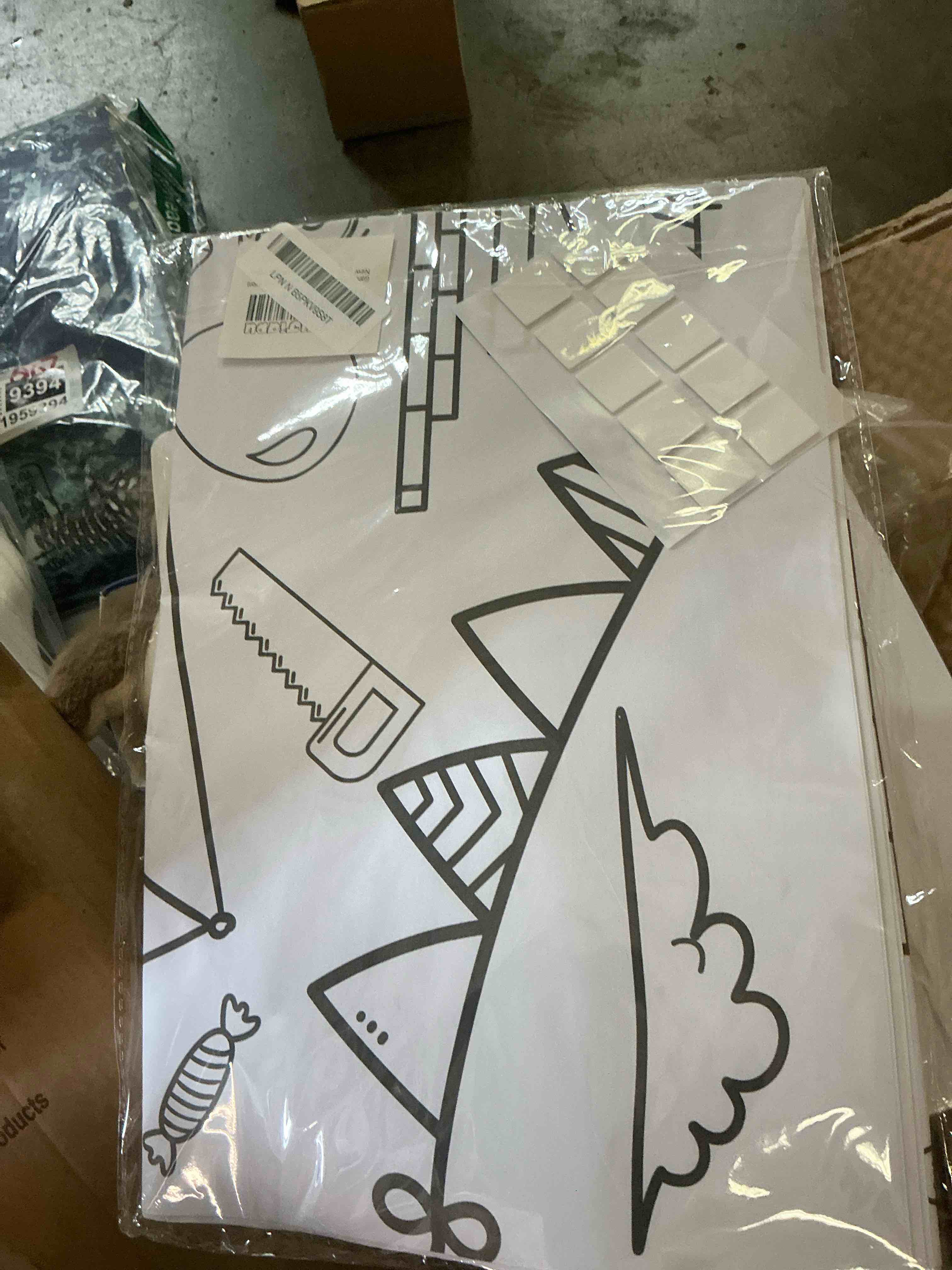 https://s3.amazonaws.com/lotting-images-prod/bidfta/GRA1959416_1752876142678.jpeg