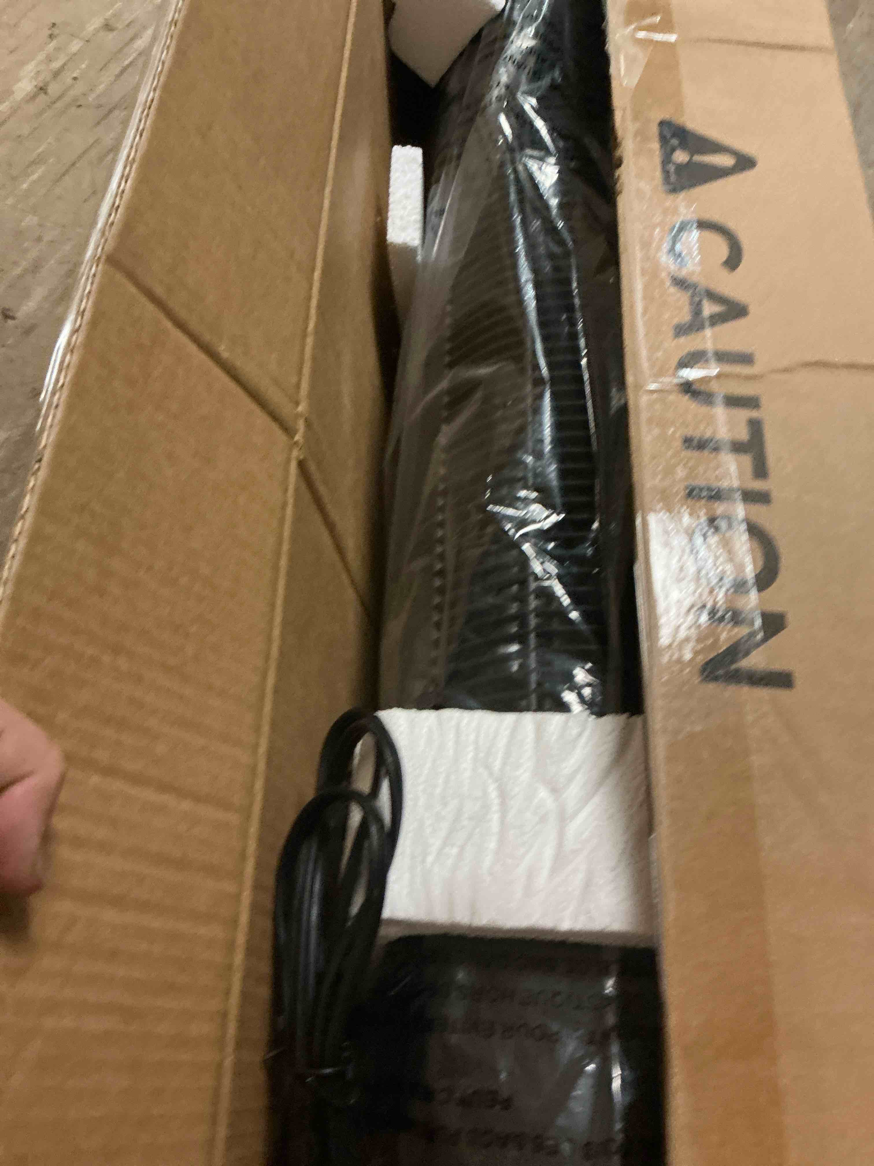 https://s3.amazonaws.com/lotting-images-prod/bidfta/GRA1959616_1753323928266.jpeg