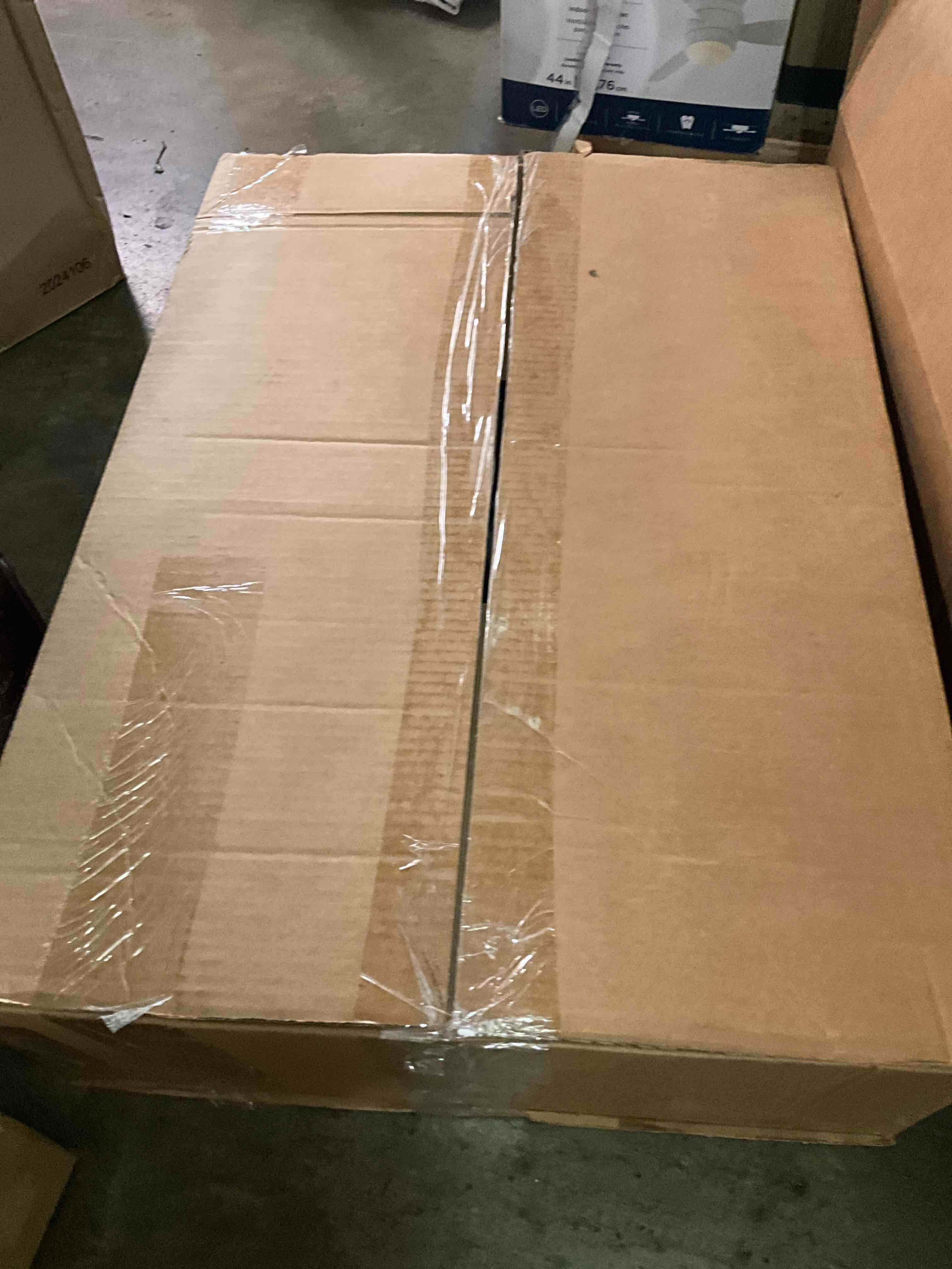 https://s3.amazonaws.com/lotting-images-prod/bidfta/GRA1959650_1753487589308.jpeg
