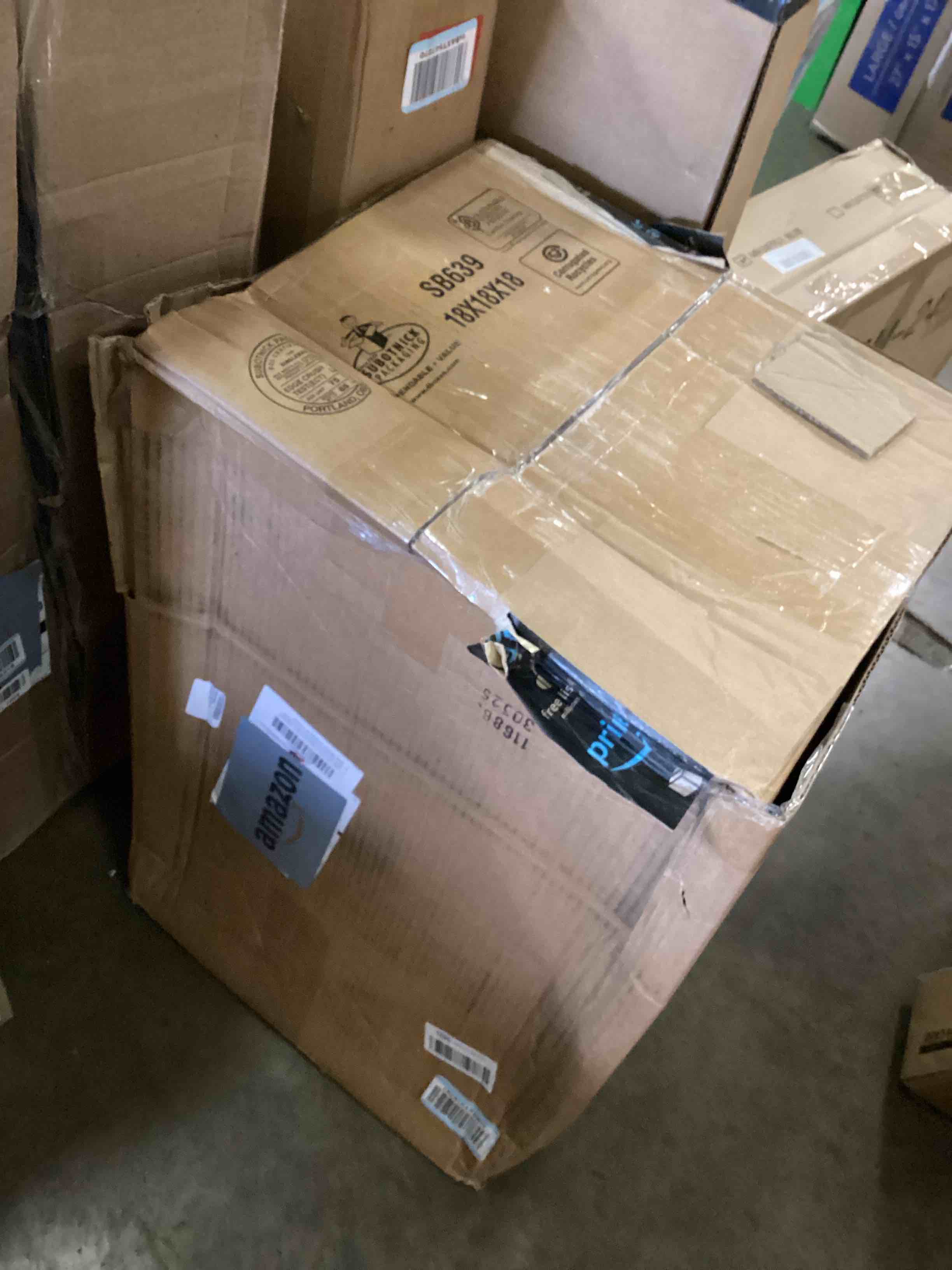 https://s3.amazonaws.com/lotting-images-prod/bidfta/GRA1959705_1753637302366.jpeg