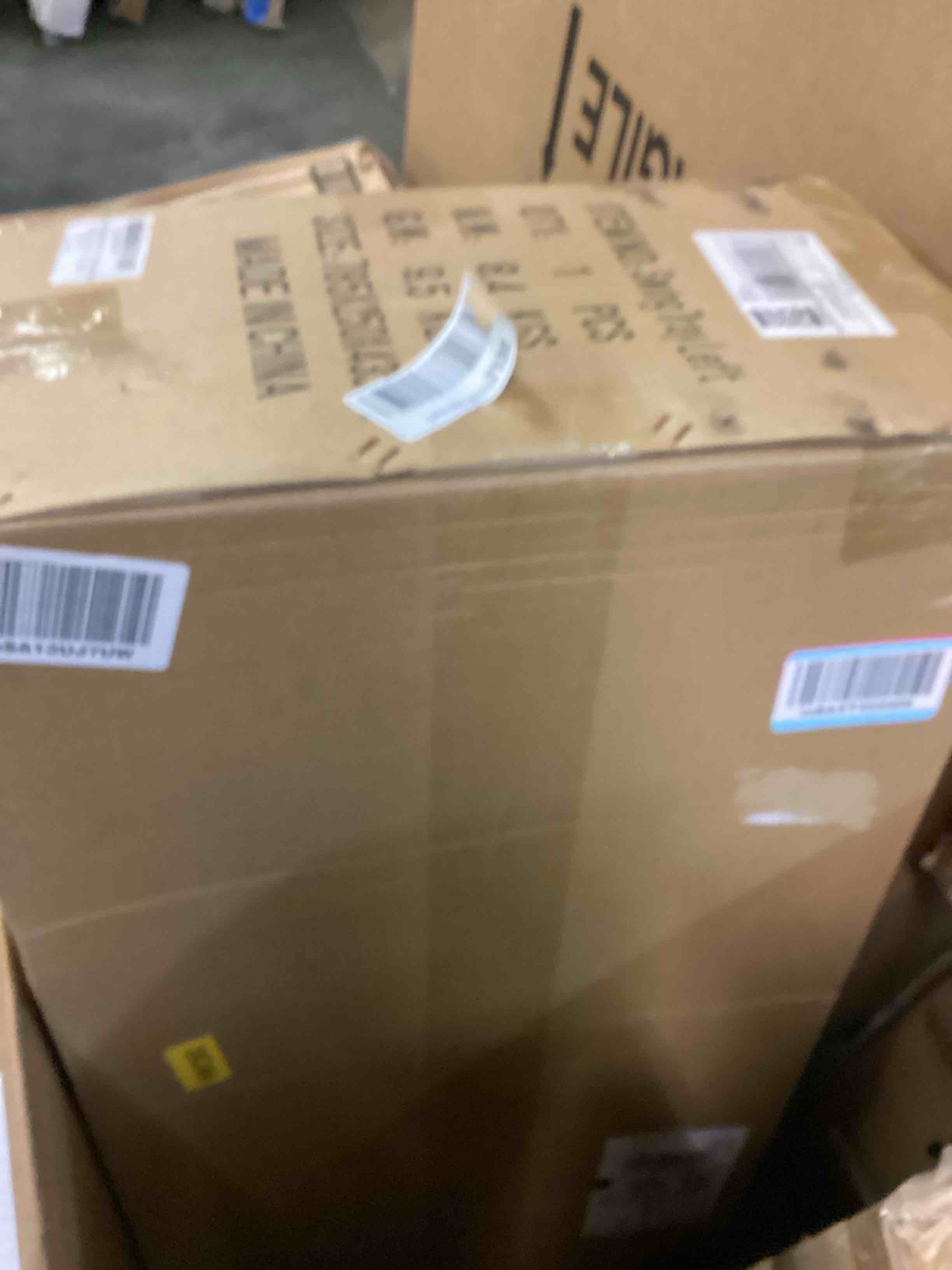 https://s3.amazonaws.com/lotting-images-prod/bidfta/GRA1959872_1753649316074.jpeg