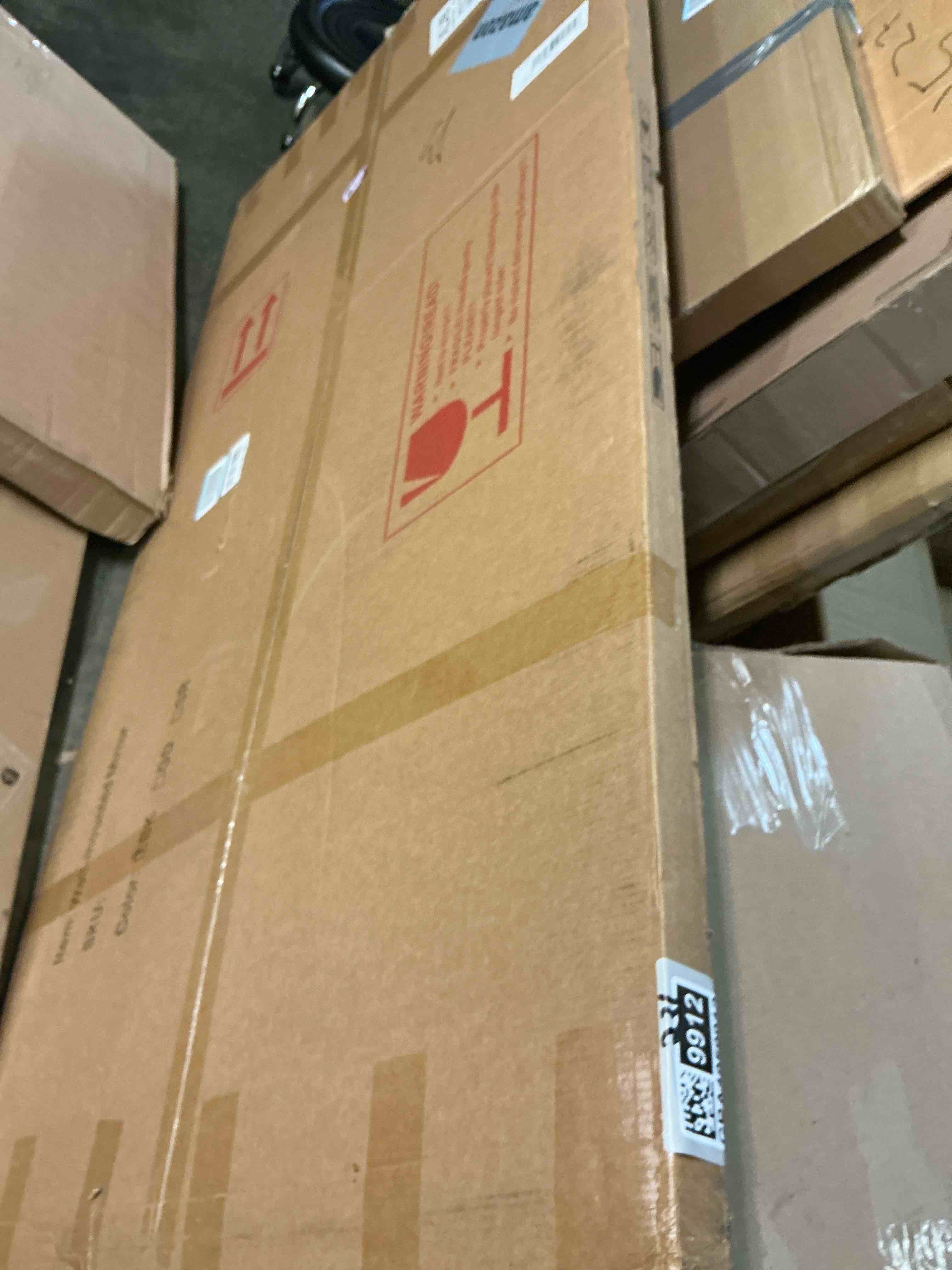 https://s3.amazonaws.com/lotting-images-prod/bidfta/GRA1959912_1753894681921.jpeg